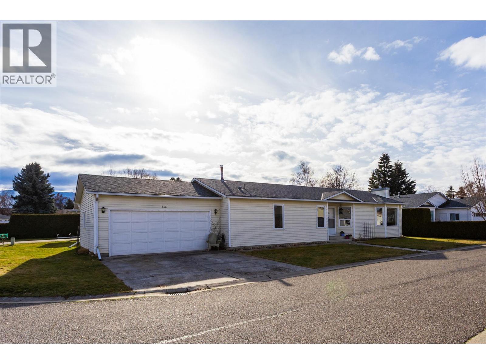 1255 Raymer Avenue Unit# 527