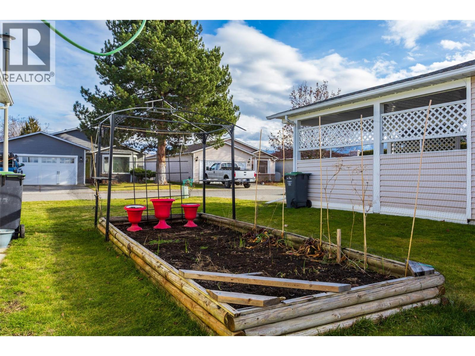 1255 Raymer Avenue Unit# 527