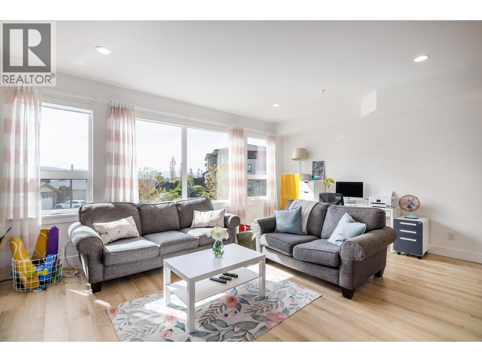 12798 Lake Hill Drive Unit# 52