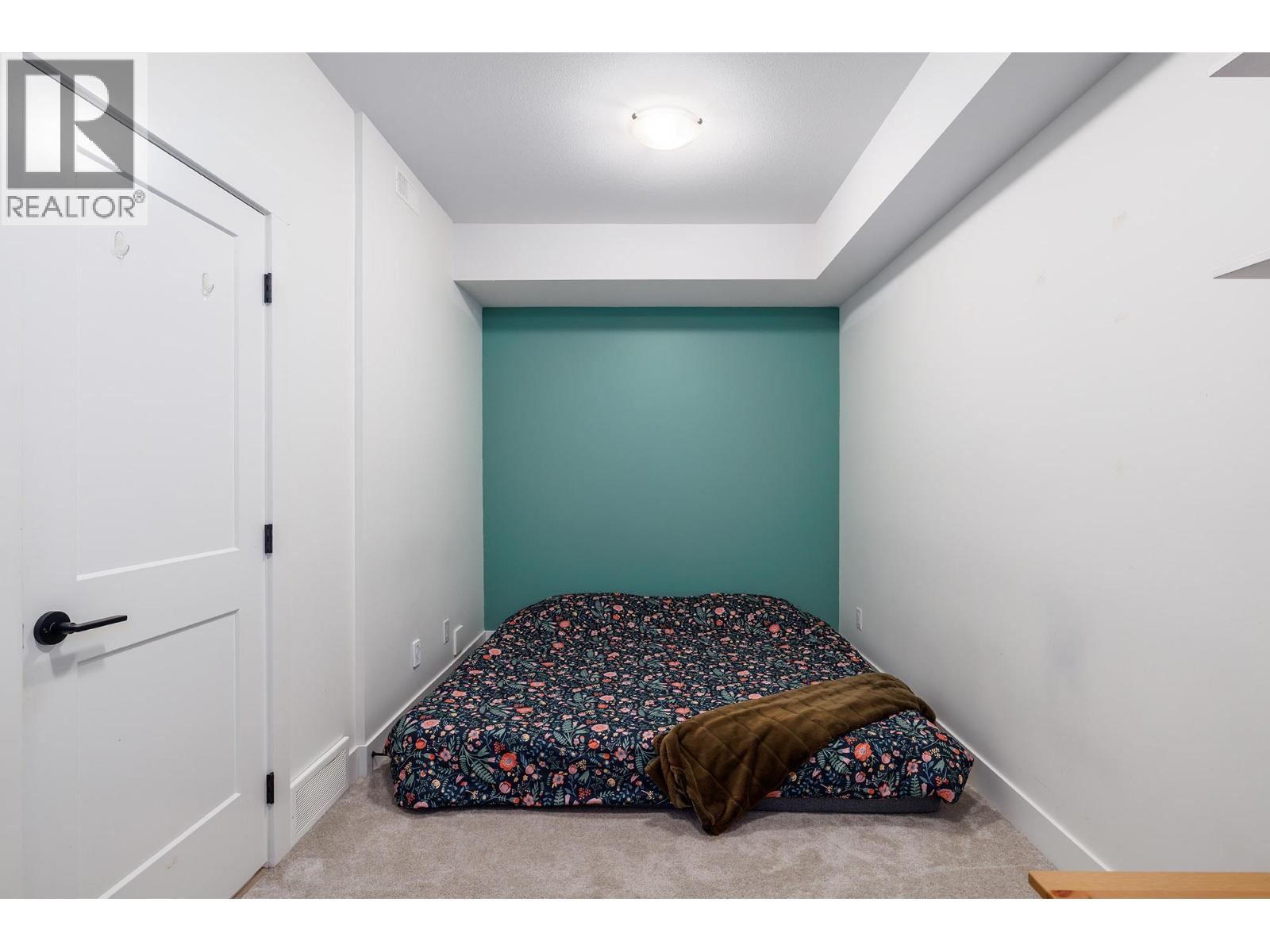 12798 Lake Hill Drive Unit# 52