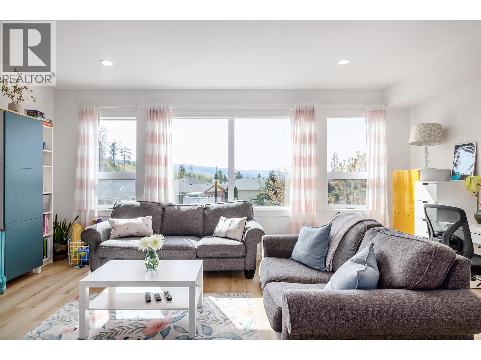 12798 Lake Hill Drive Unit# 52