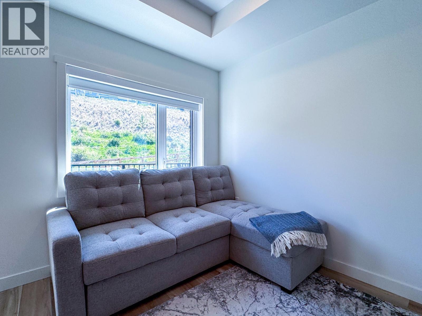 1057 Frost Road Unit# 404