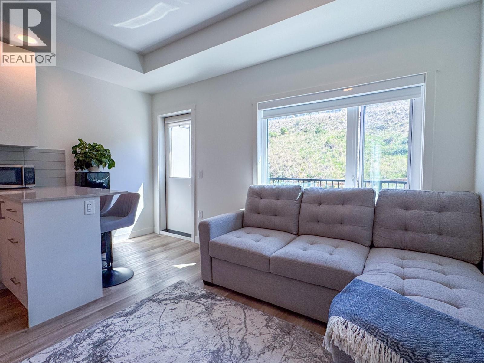 1057 Frost Road Unit# 404