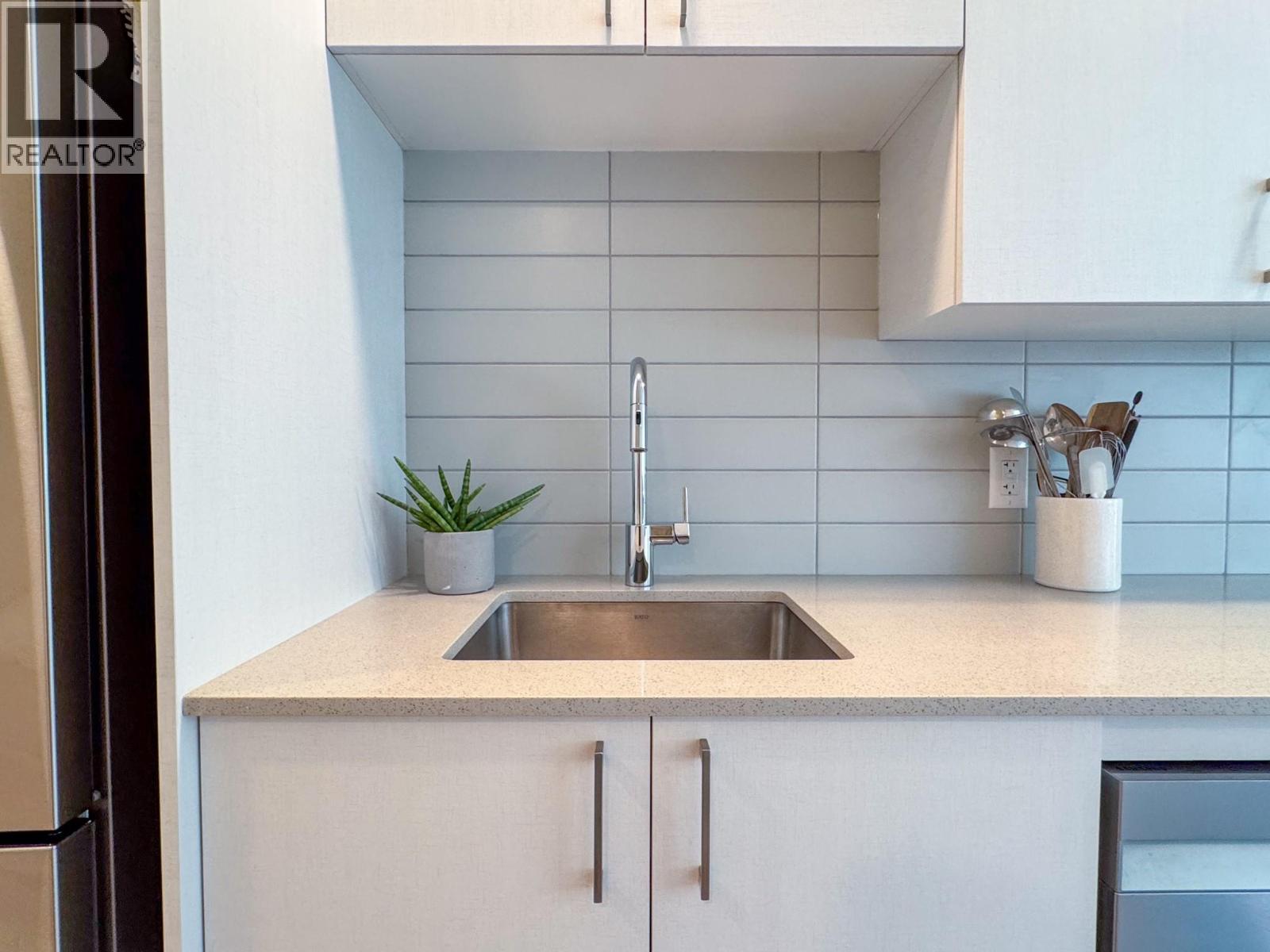 1057 Frost Road Unit# 404
