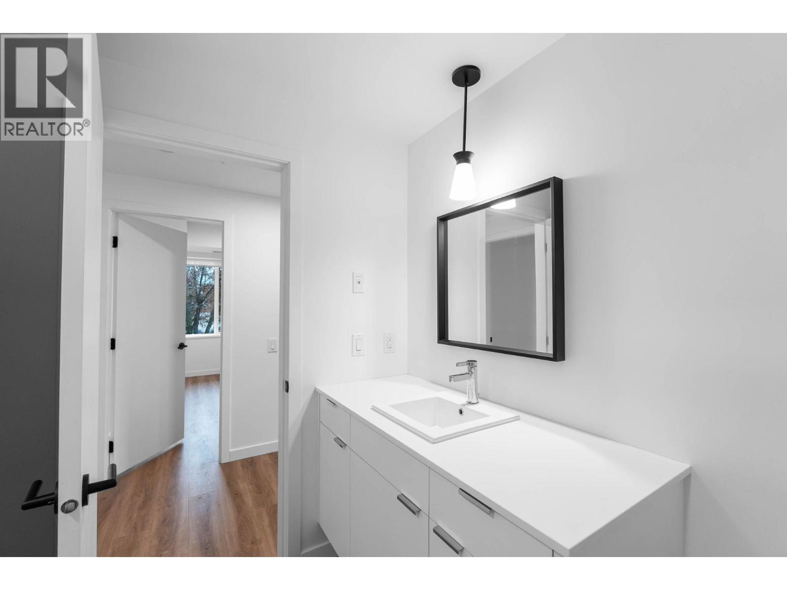 615 Rutland Road Unit# 203