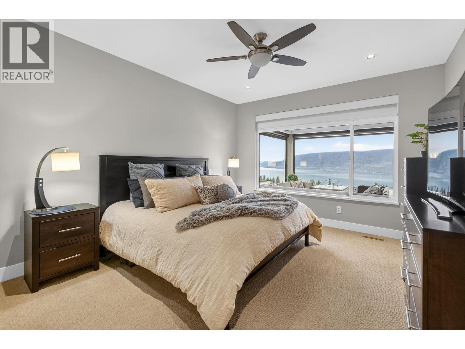 9882 Beacon Hill Drive
