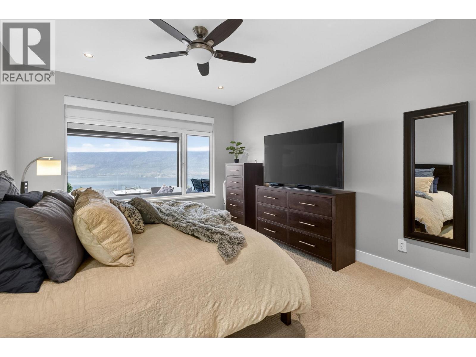 9882 Beacon Hill Drive