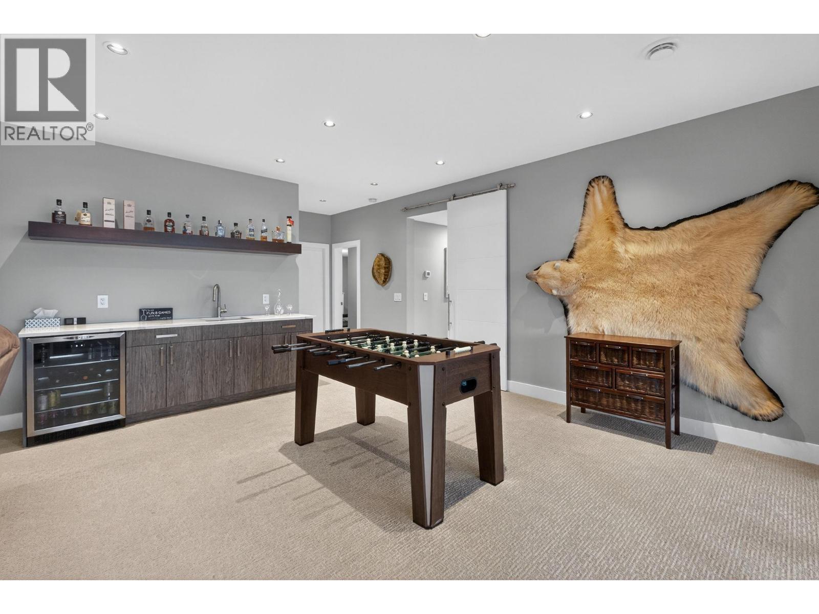 9882 Beacon Hill Drive