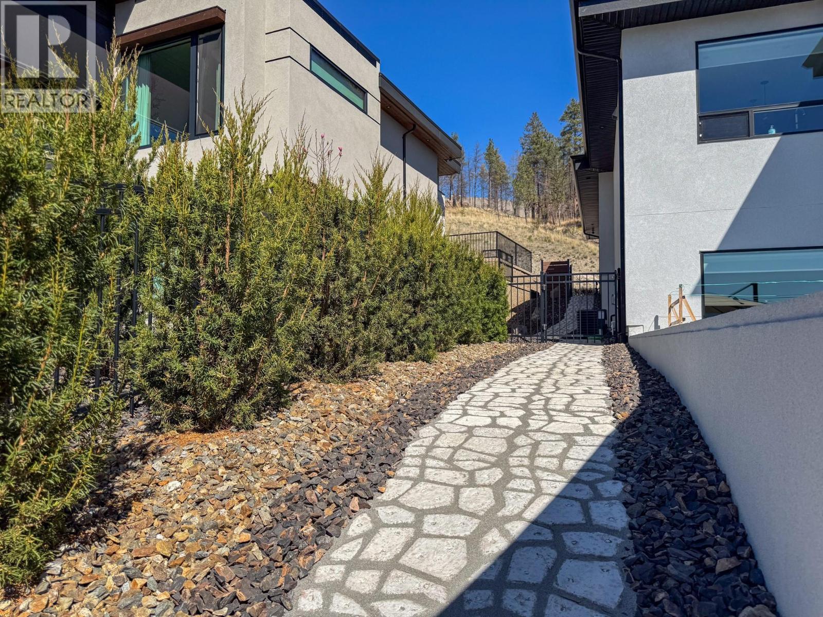 9882 Beacon Hill Drive