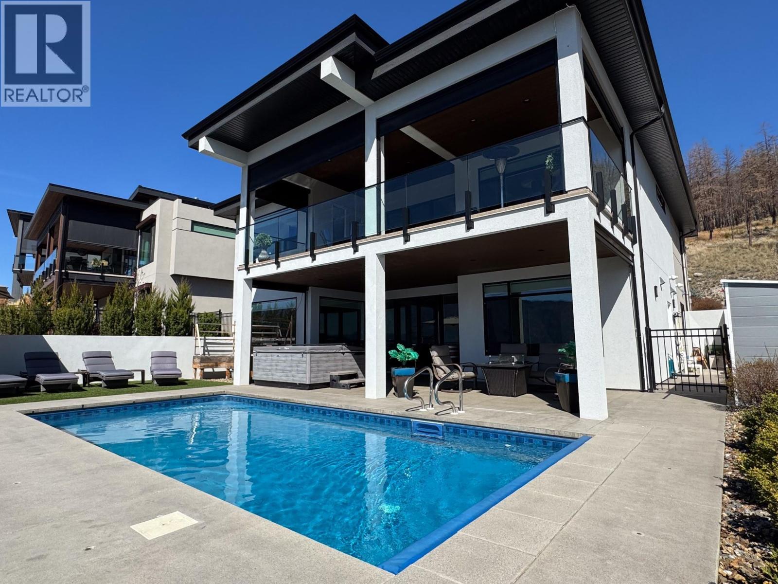 9882 Beacon Hill Drive