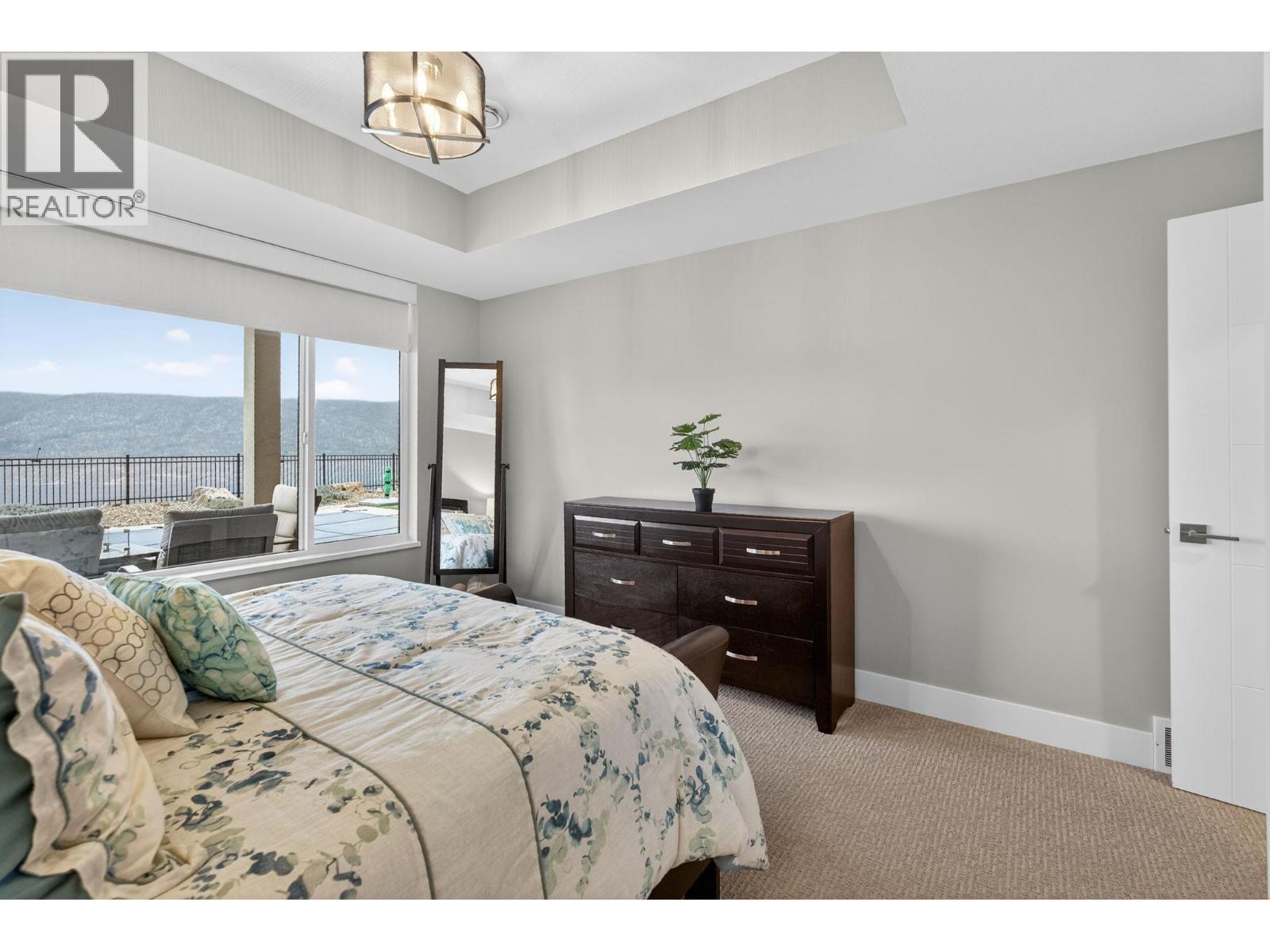 9882 Beacon Hill Drive