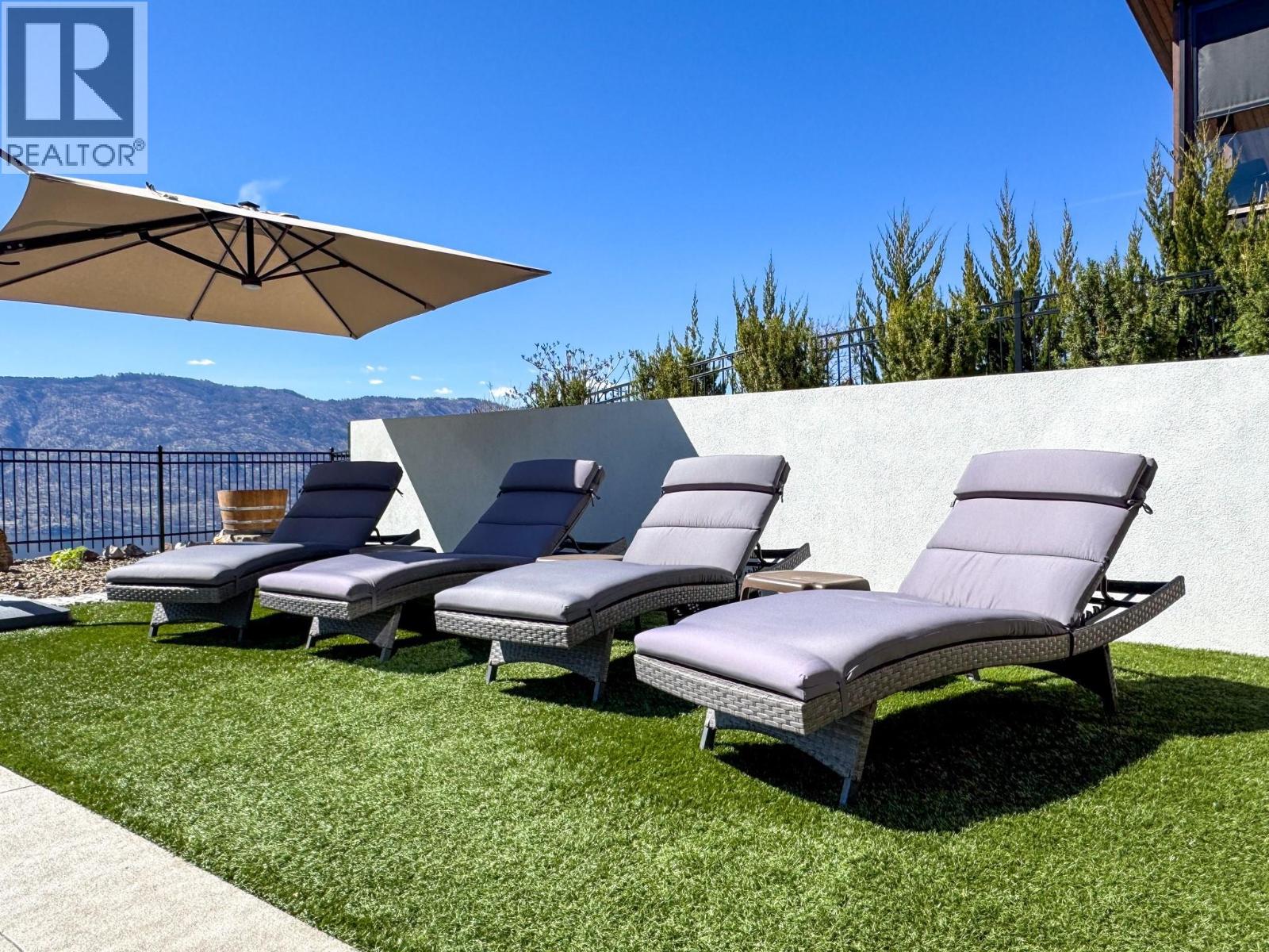 9882 Beacon Hill Drive