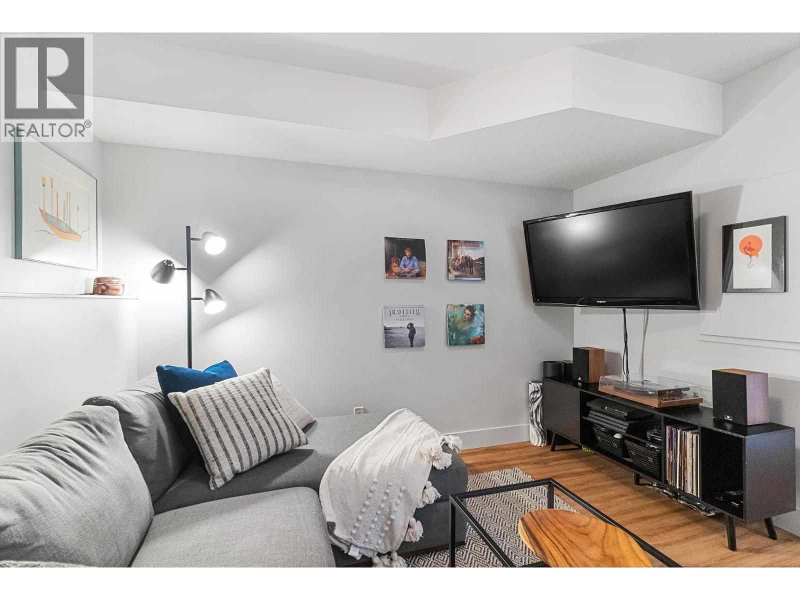 225 Glen Park Drive Unit# 9