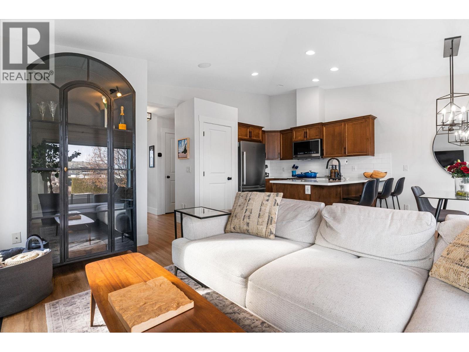225 Glen Park Drive Unit# 9