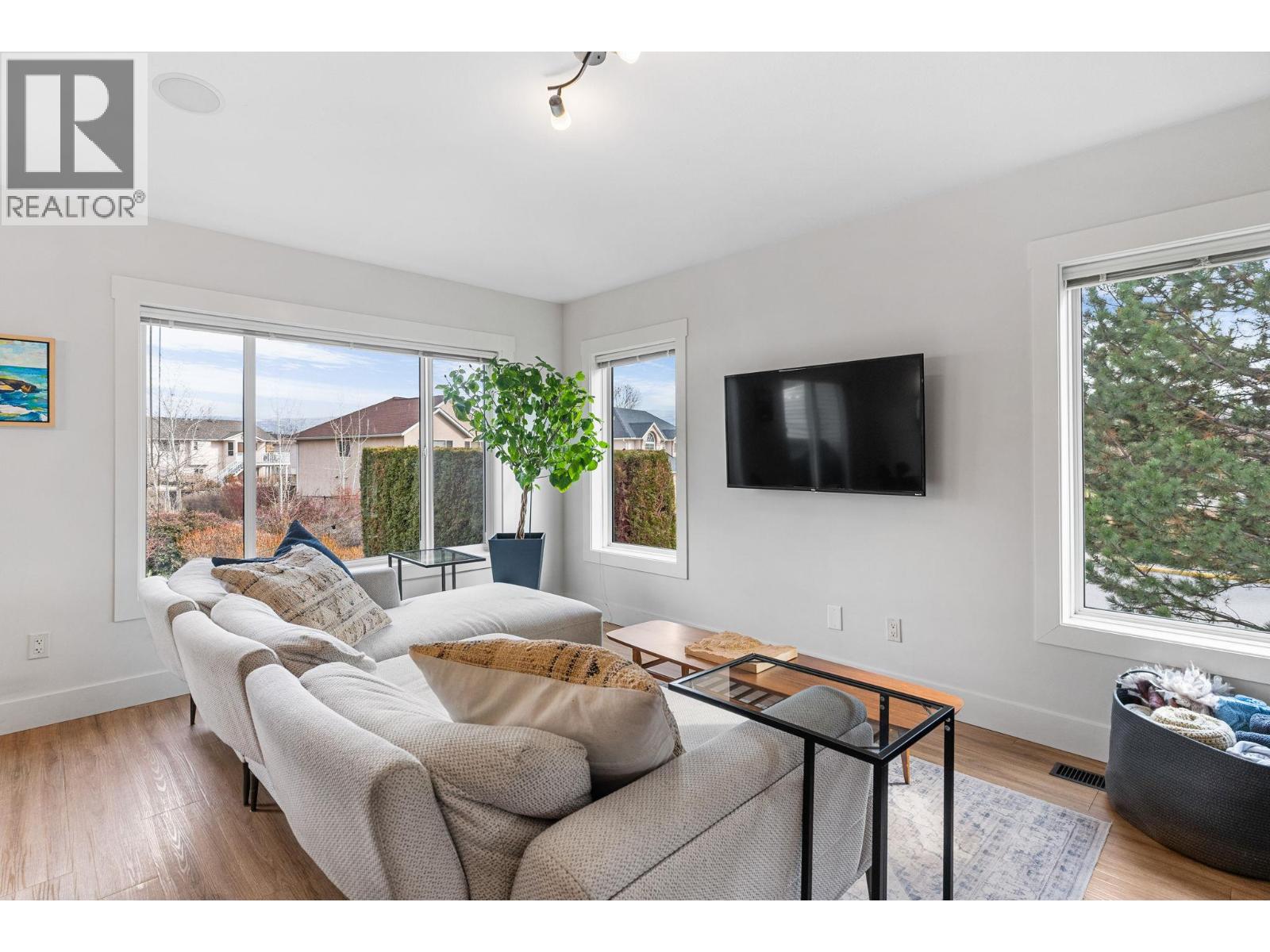 225 Glen Park Drive Unit# 9