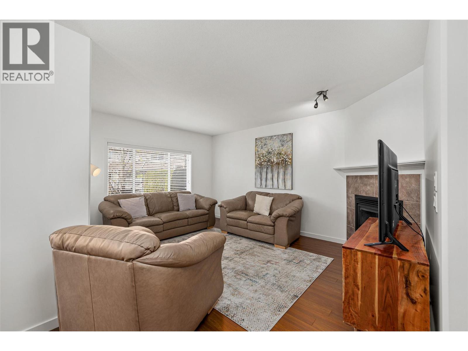 218 Glen Park Drive Unit# 12