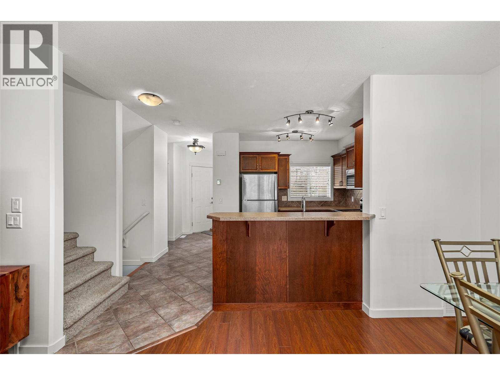 218 Glen Park Drive Unit# 12