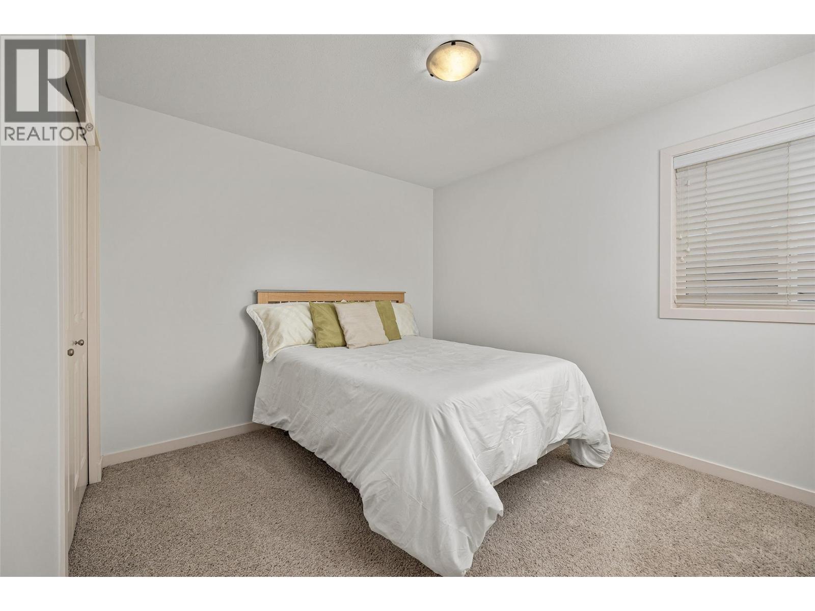 218 Glen Park Drive Unit# 12