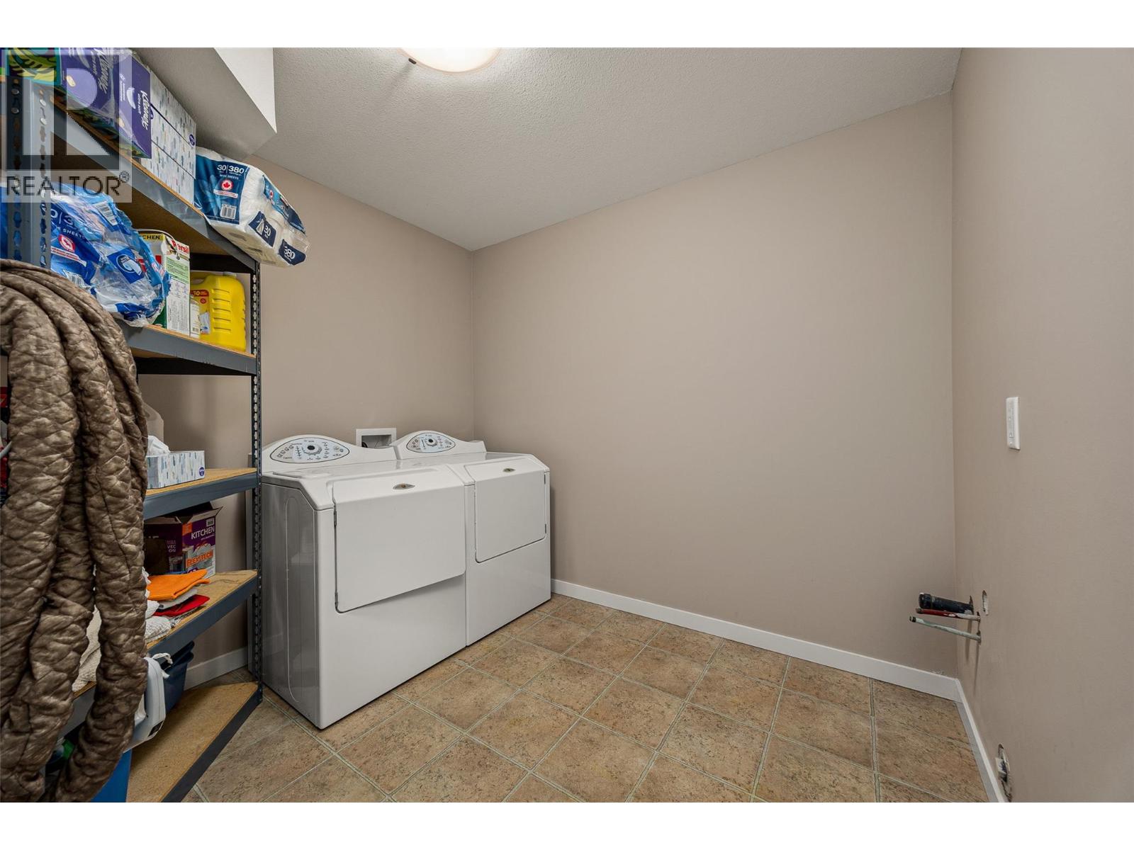 218 Glen Park Drive Unit# 12