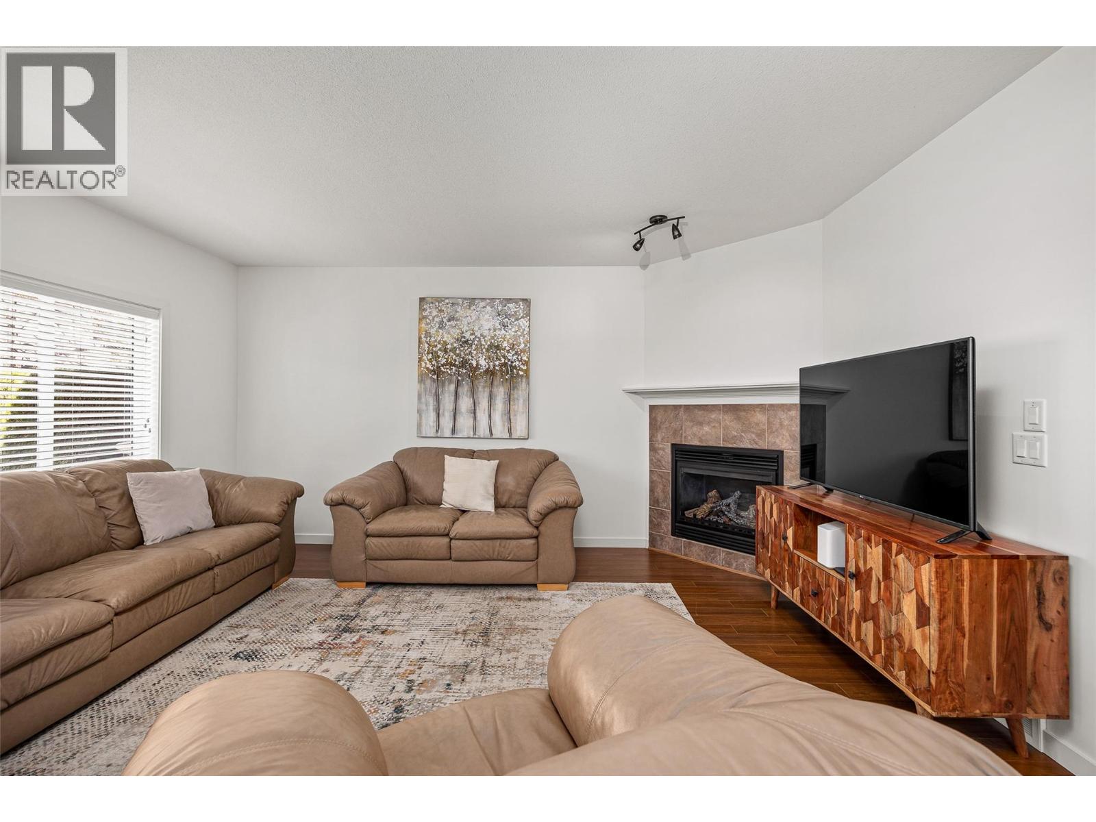 218 Glen Park Drive Unit# 12