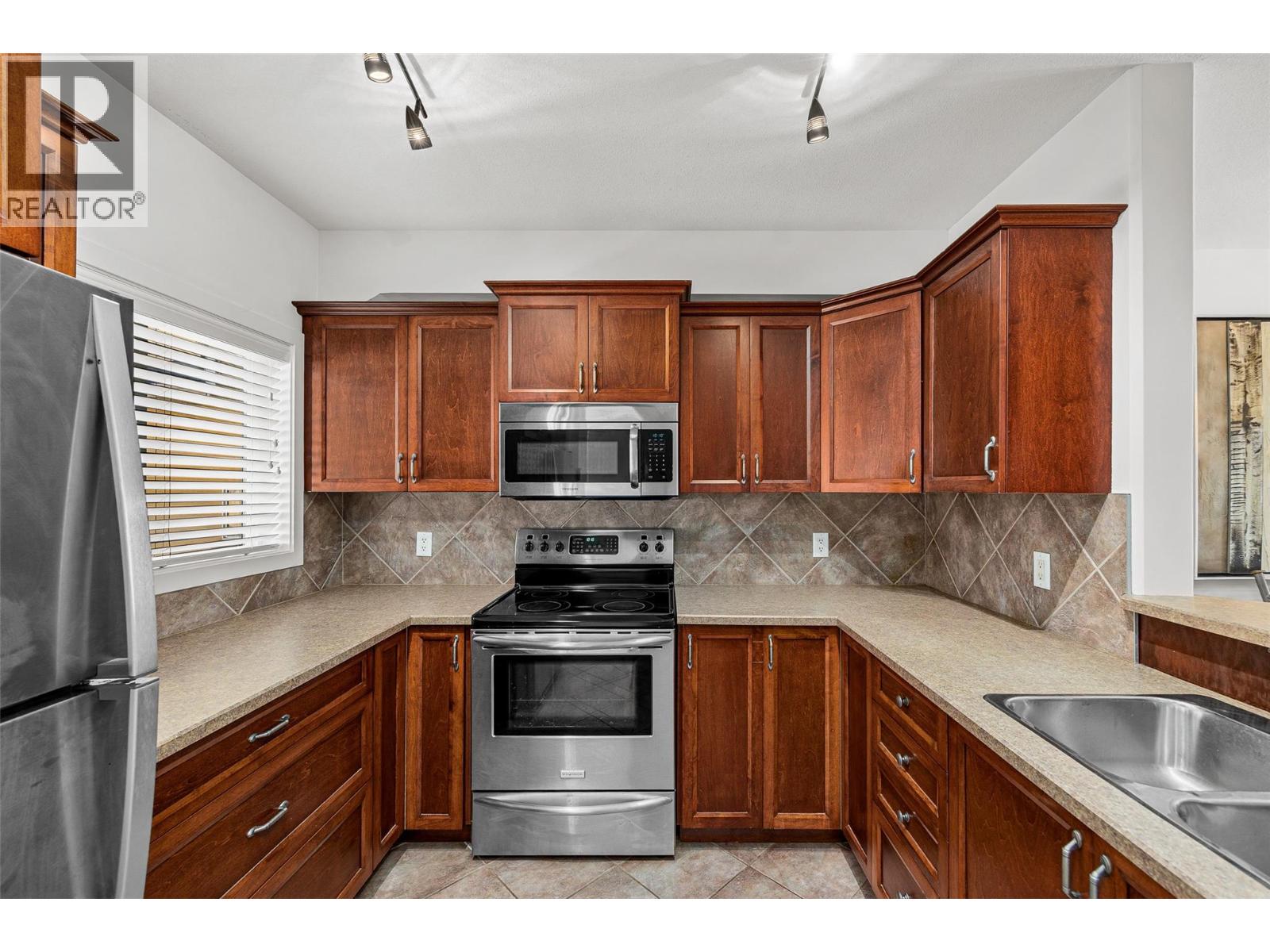 218 Glen Park Drive Unit# 12