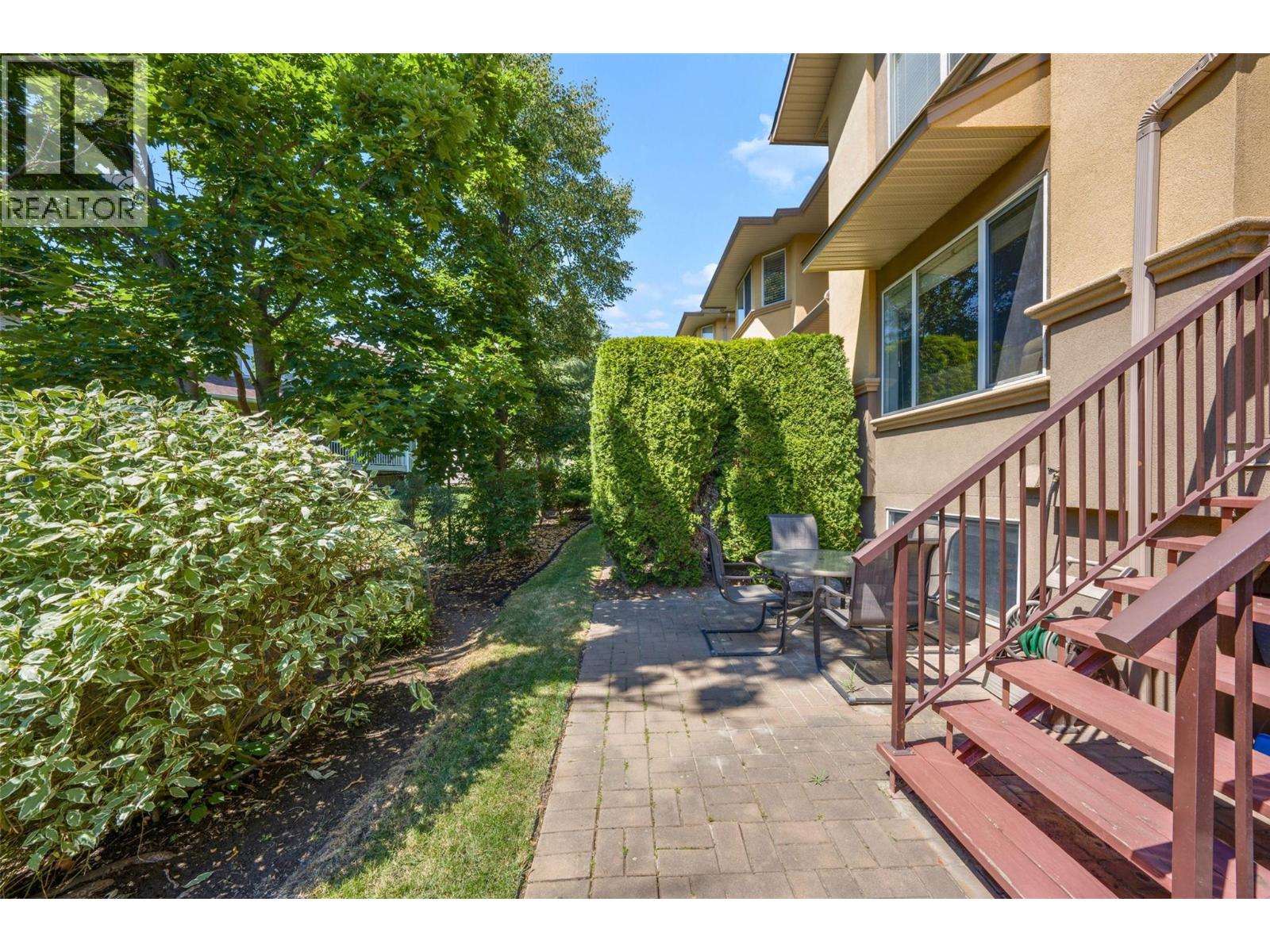 218 Glen Park Drive Unit# 12