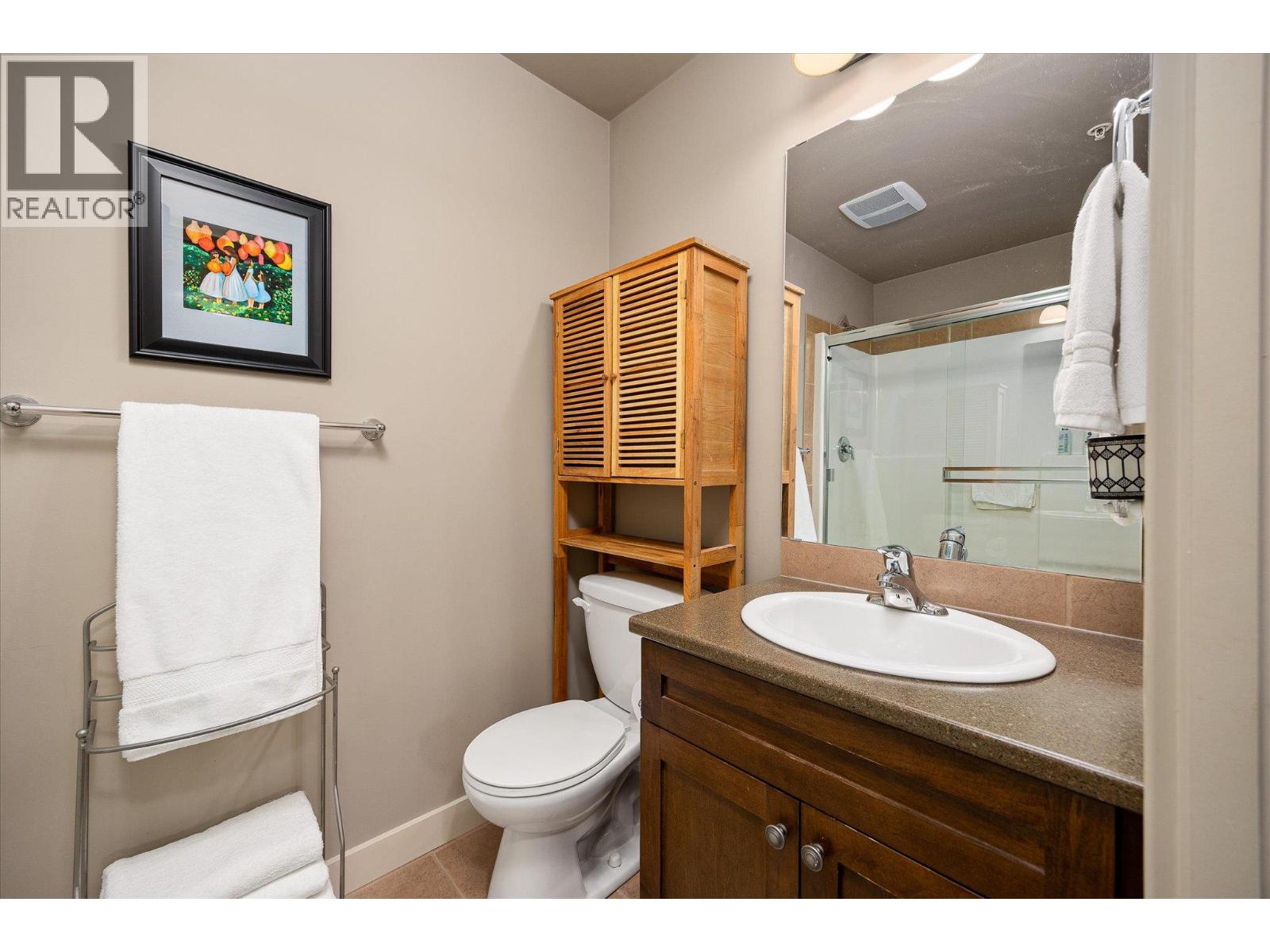 2070 Boucherie Road Unit# 403