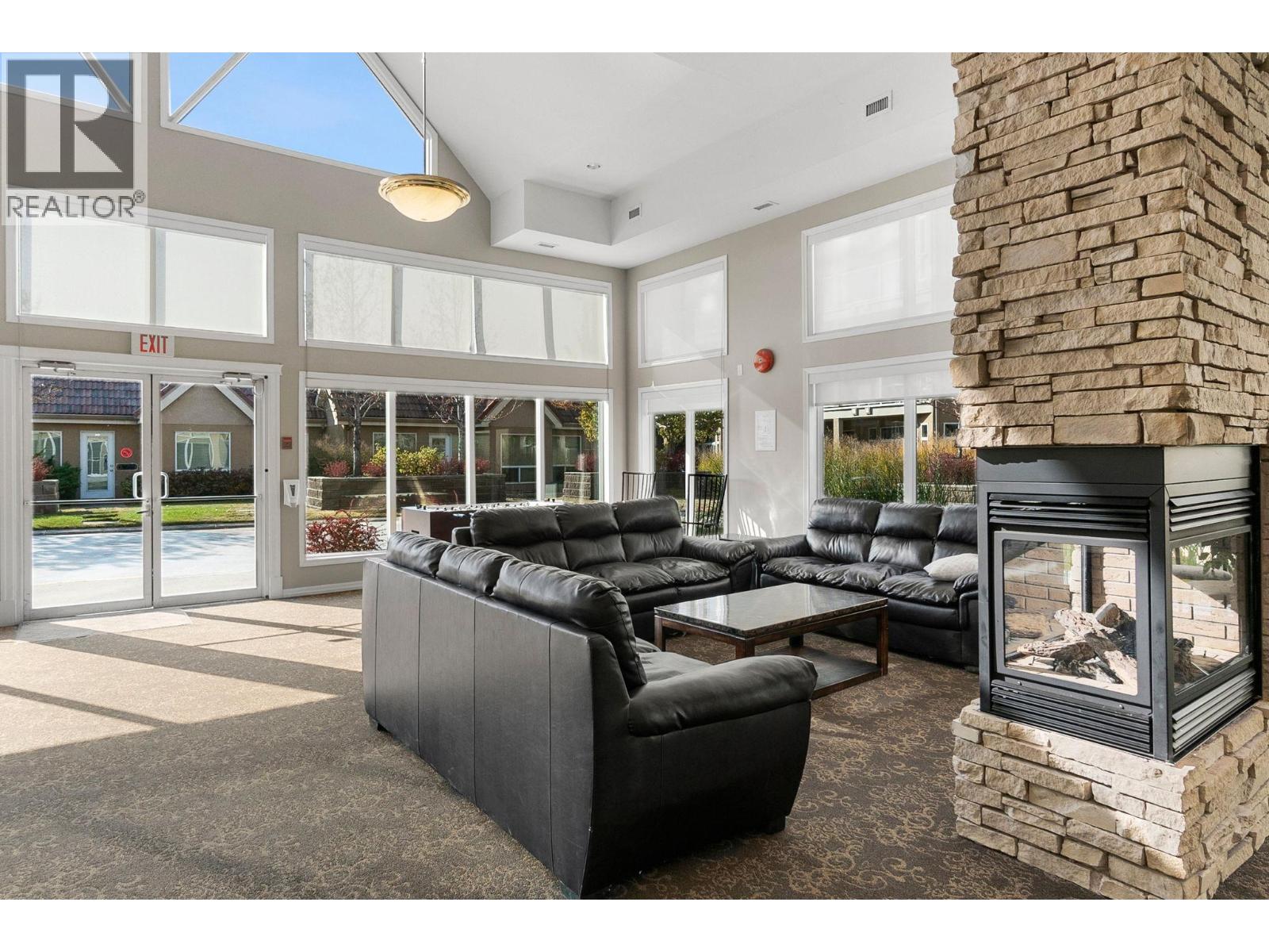 1088 Sunset Drive Unit# 442