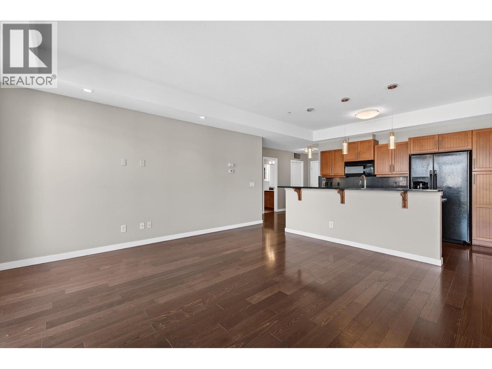 1933 Ambrosi Road Unit# 306