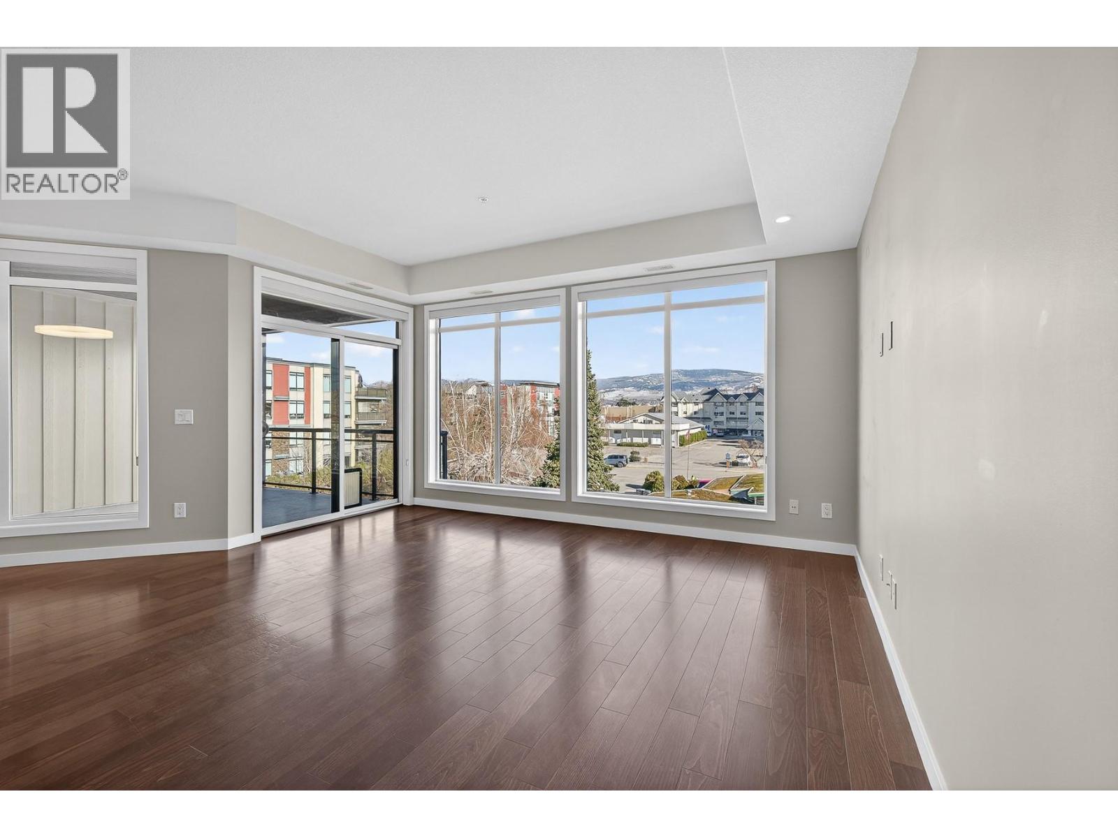 1933 Ambrosi Road Unit# 306