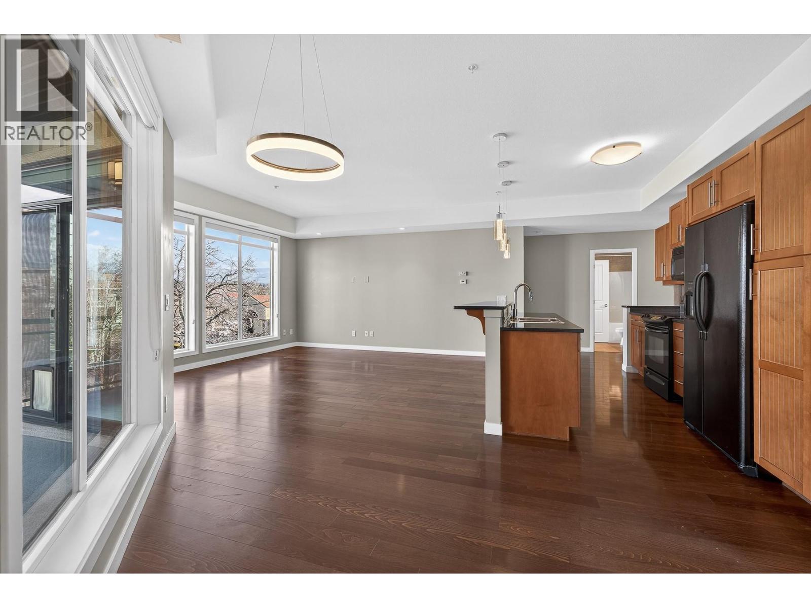 1933 Ambrosi Road Unit# 306