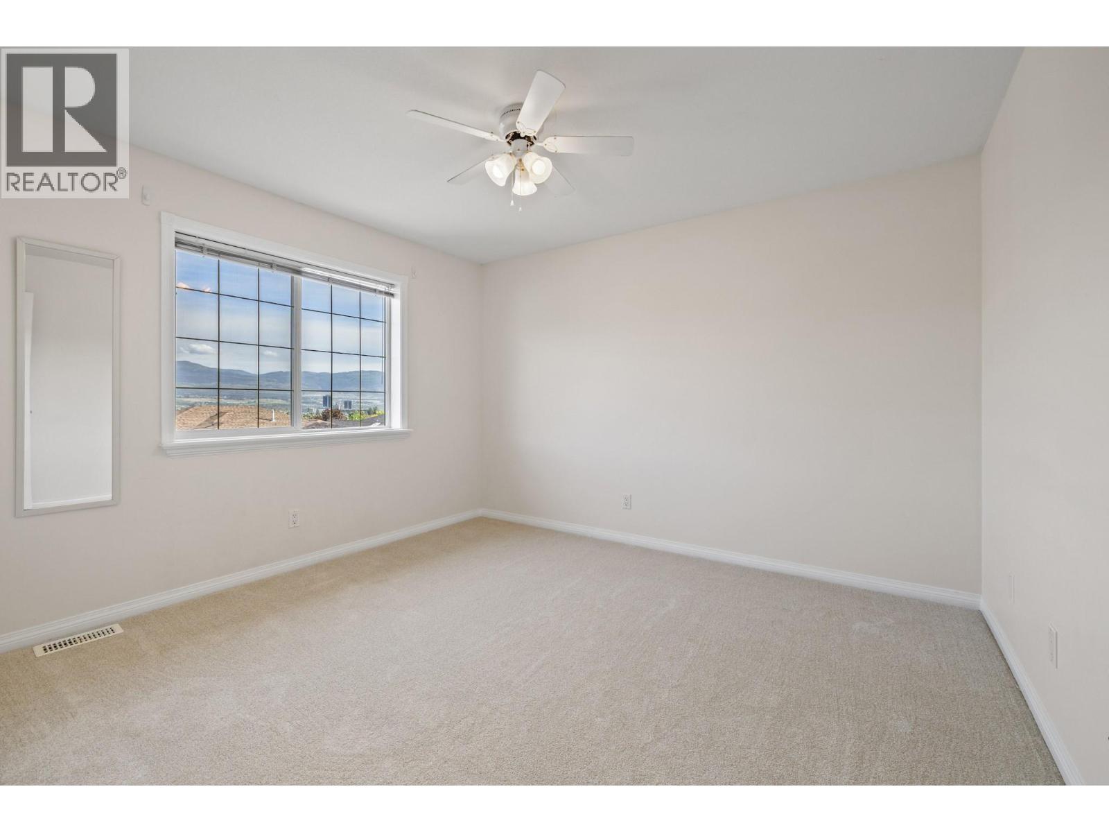 1638 Lindsay Drive