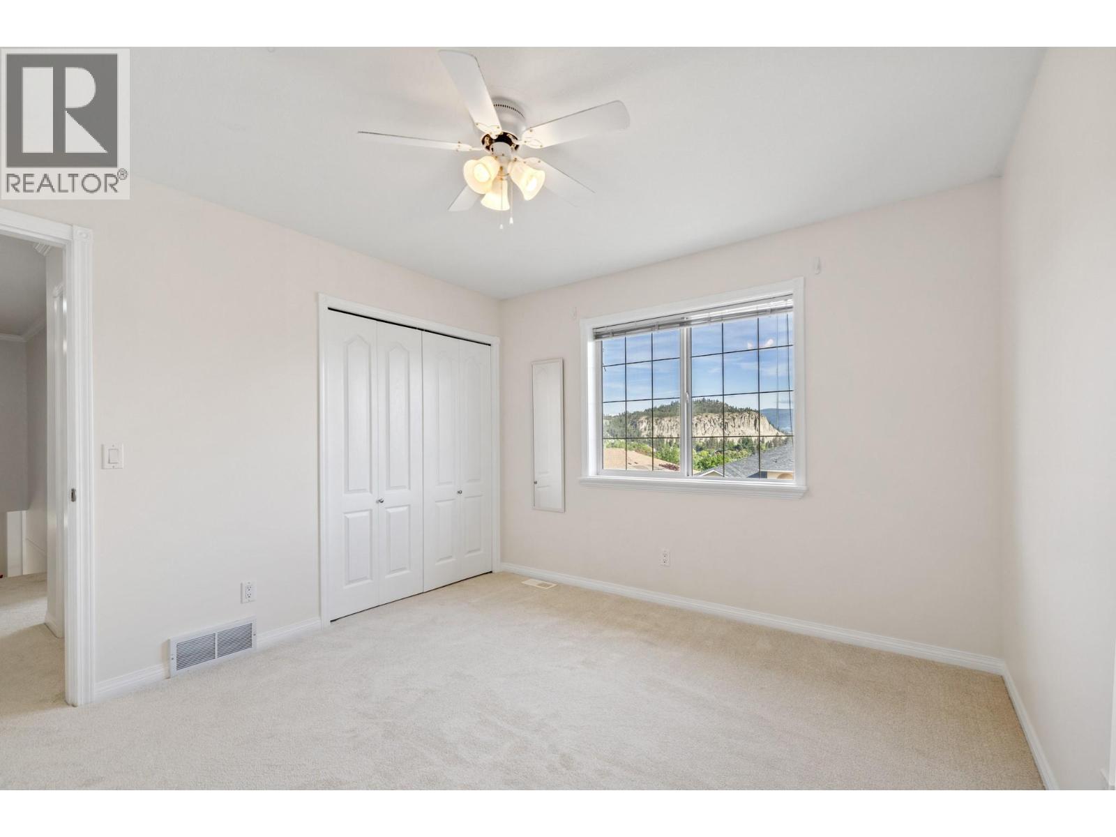 1638 Lindsay Drive