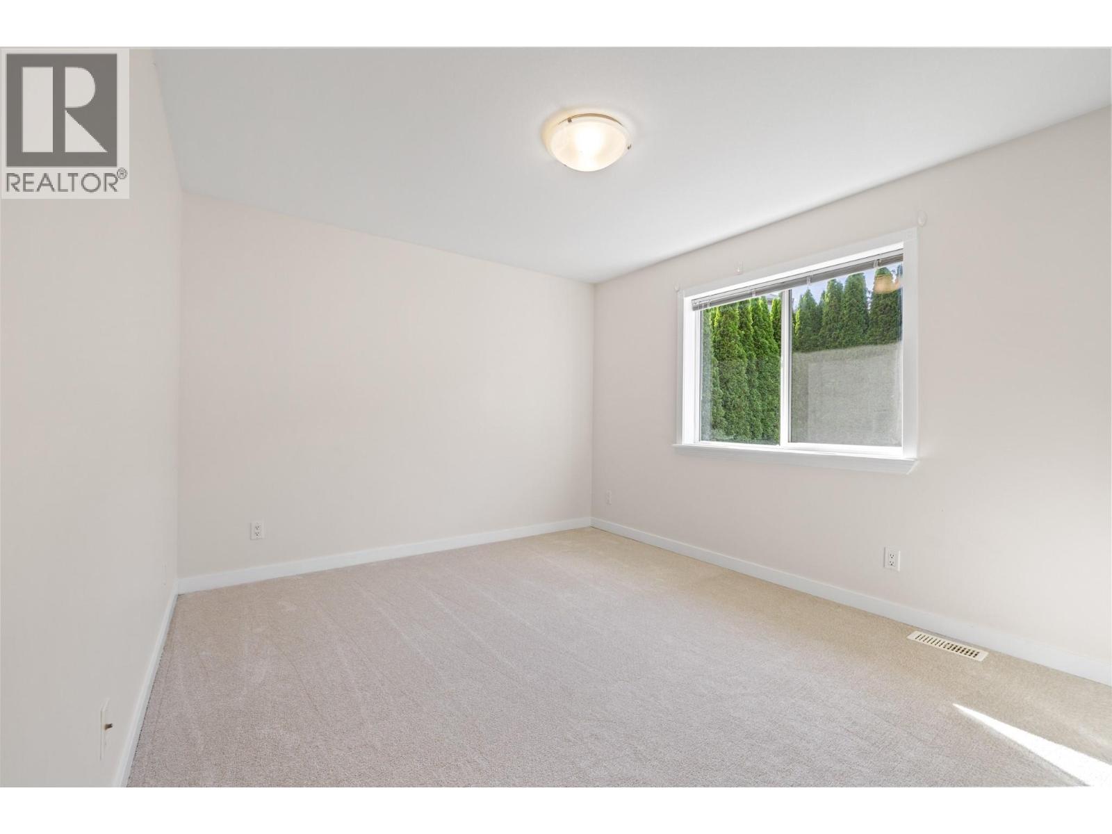 1638 Lindsay Drive