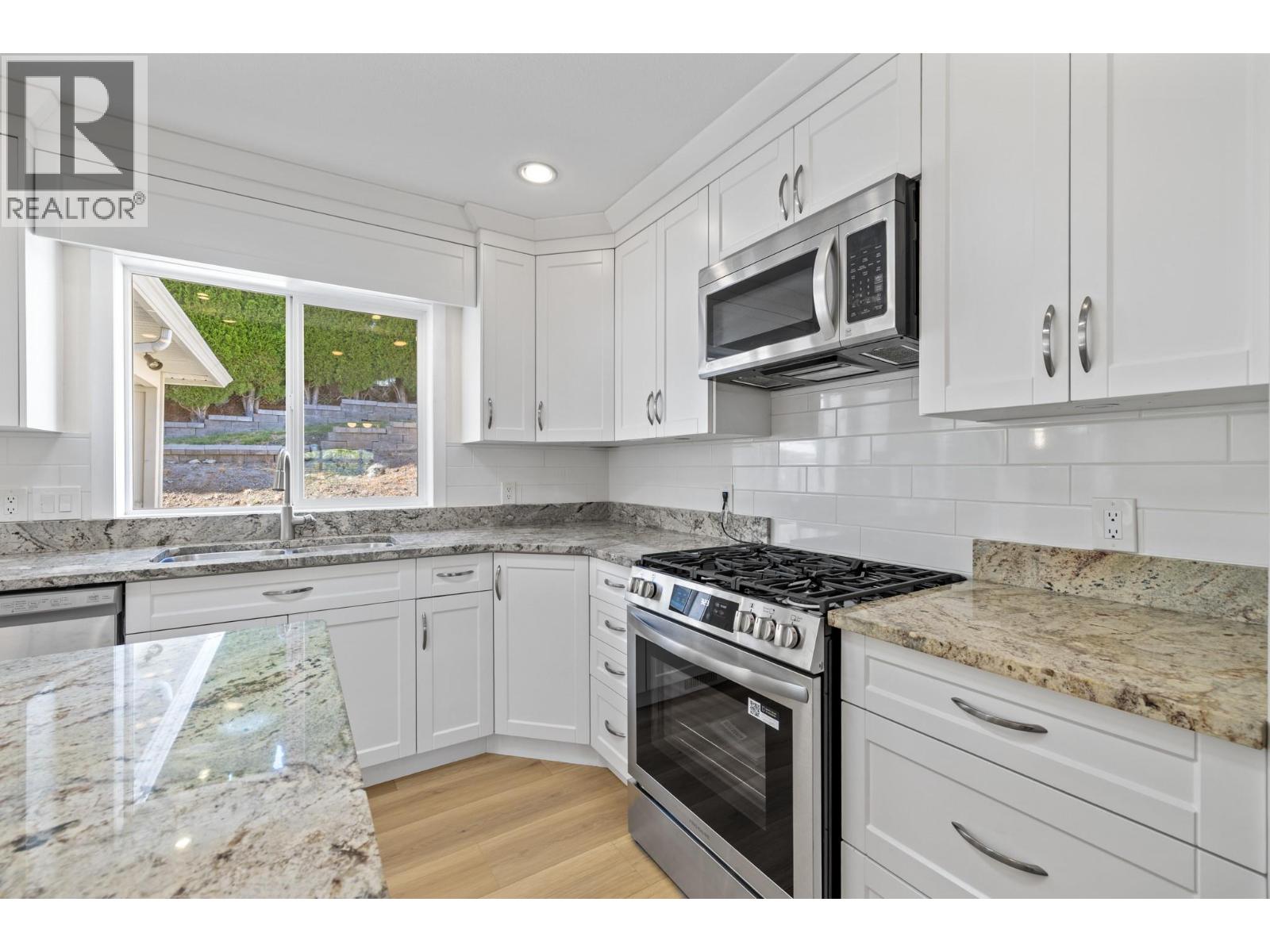 1638 Lindsay Drive