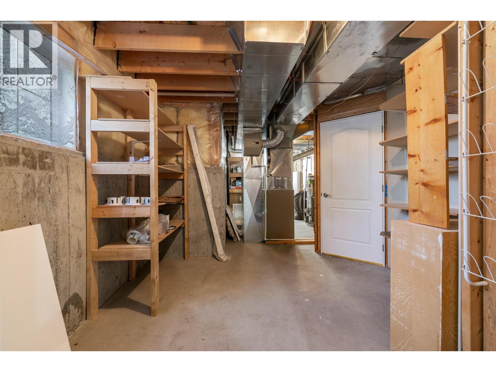 1638 Lindsay Drive