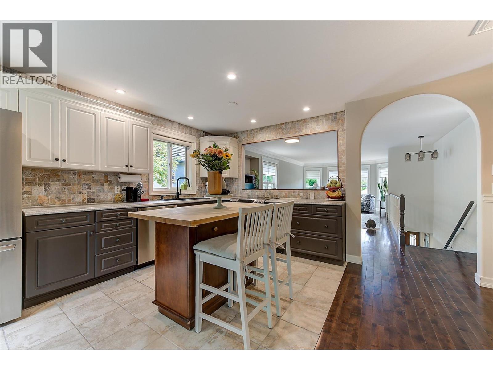 2511 Quail Lane