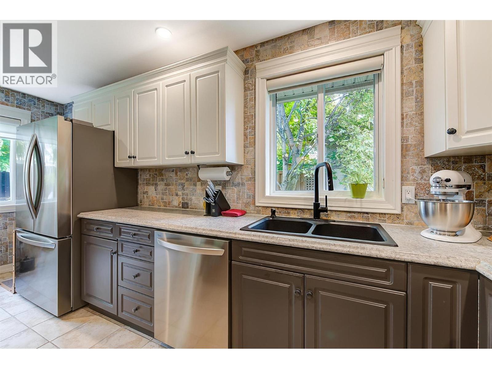 2511 Quail Lane