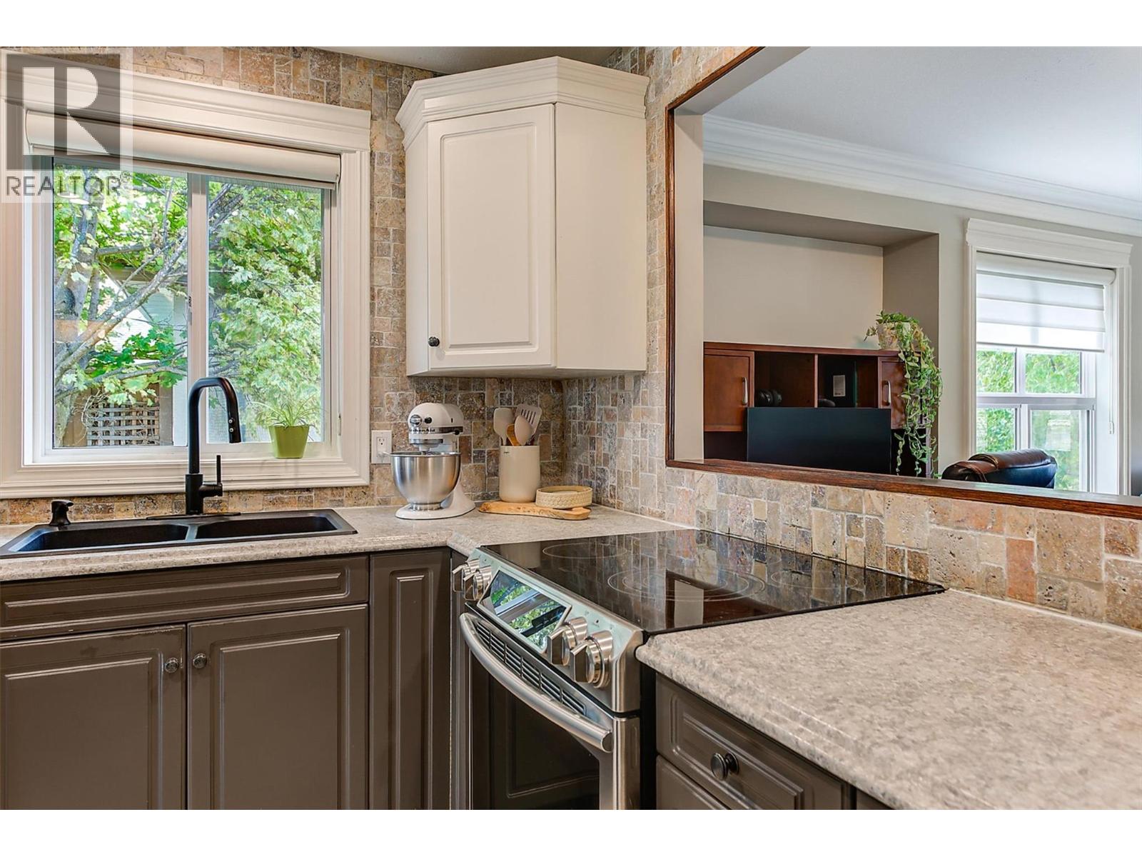 2511 Quail Lane