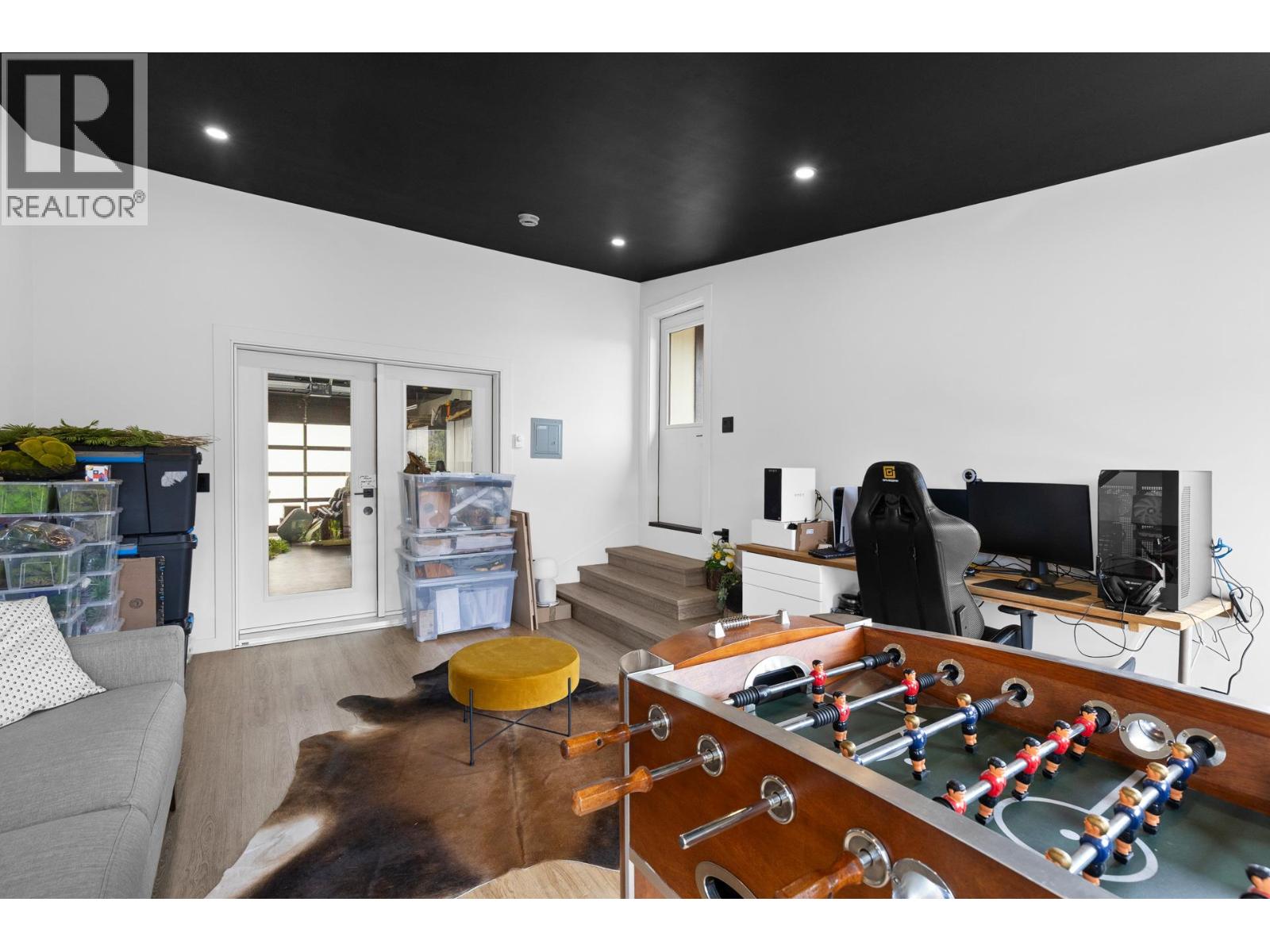 2426 Collingwood Road