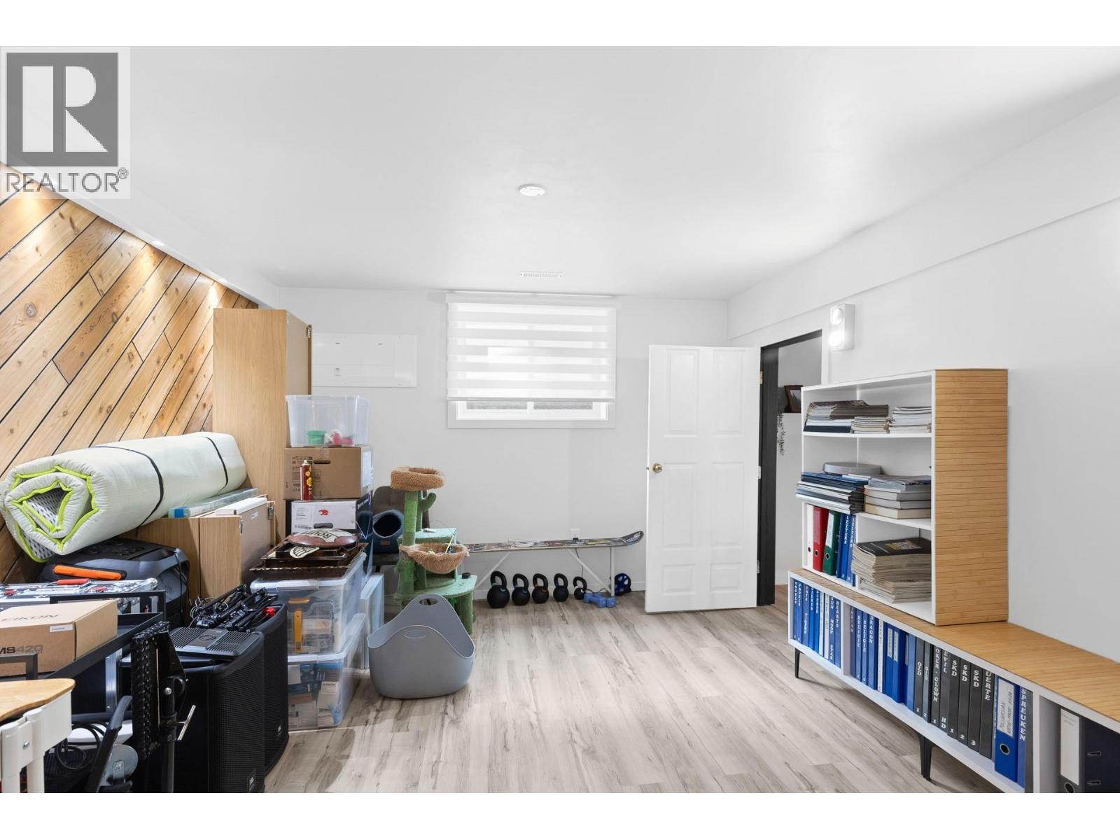 2426 Collingwood Road