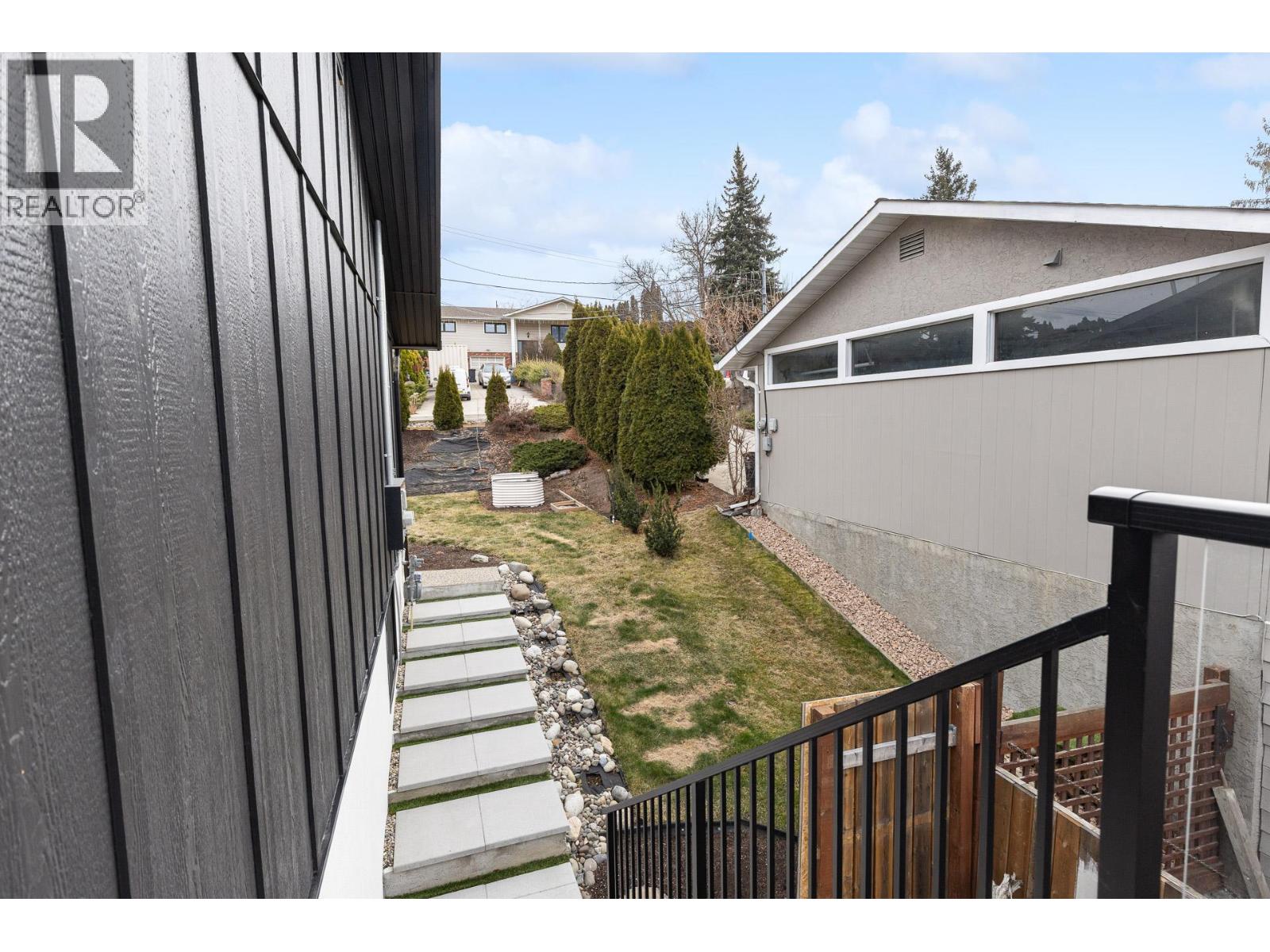 2426 Collingwood Road