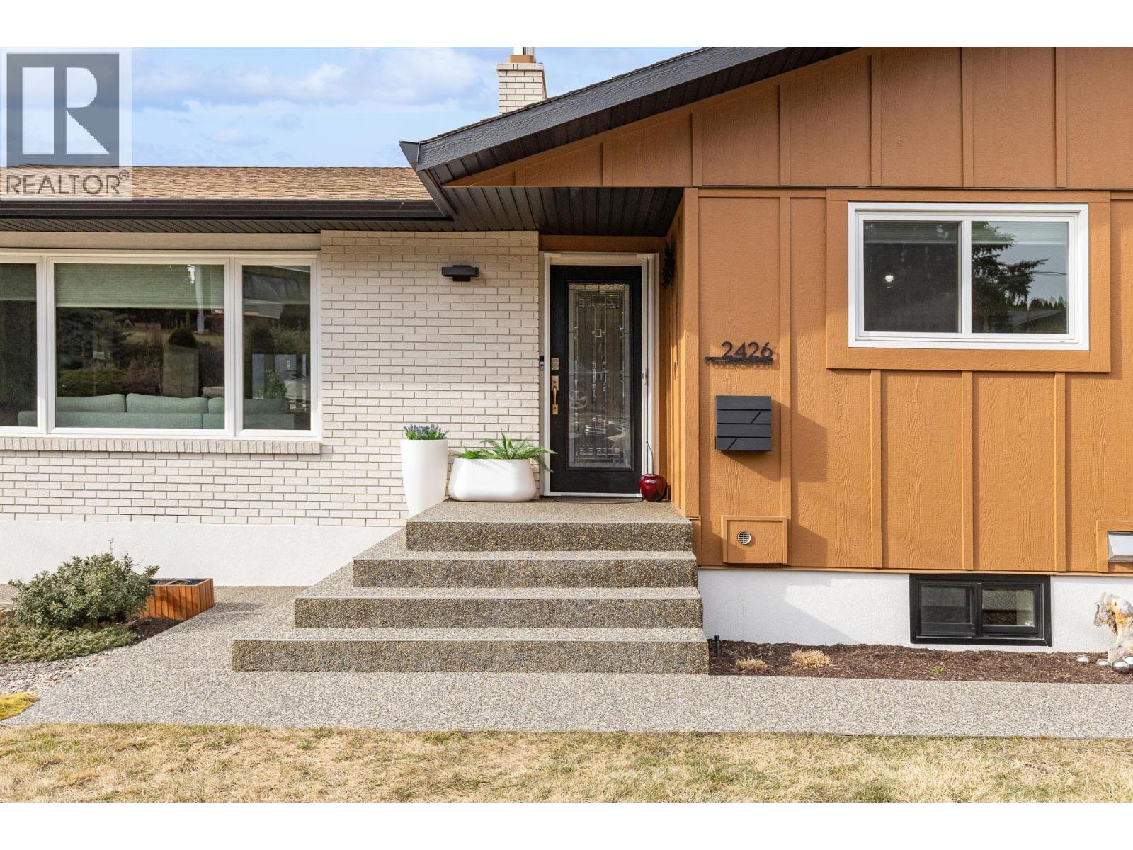 2426 Collingwood Road