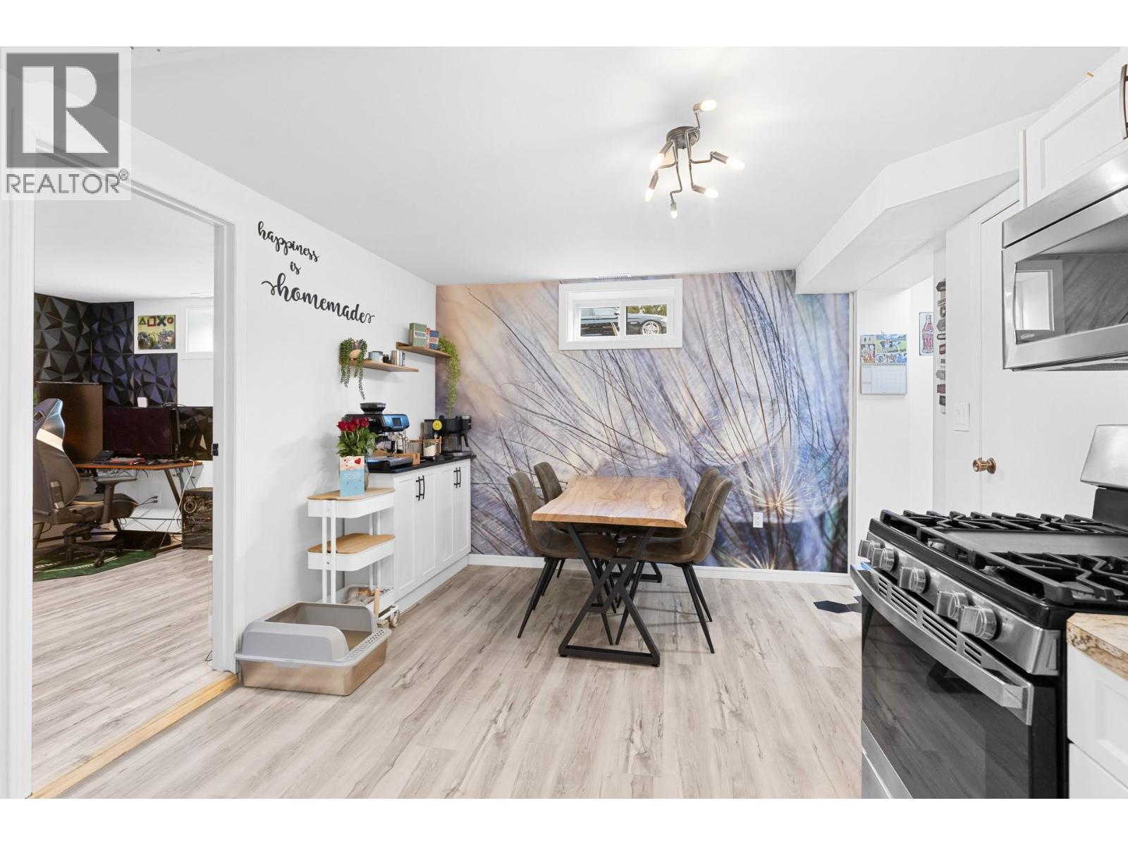 2426 Collingwood Road