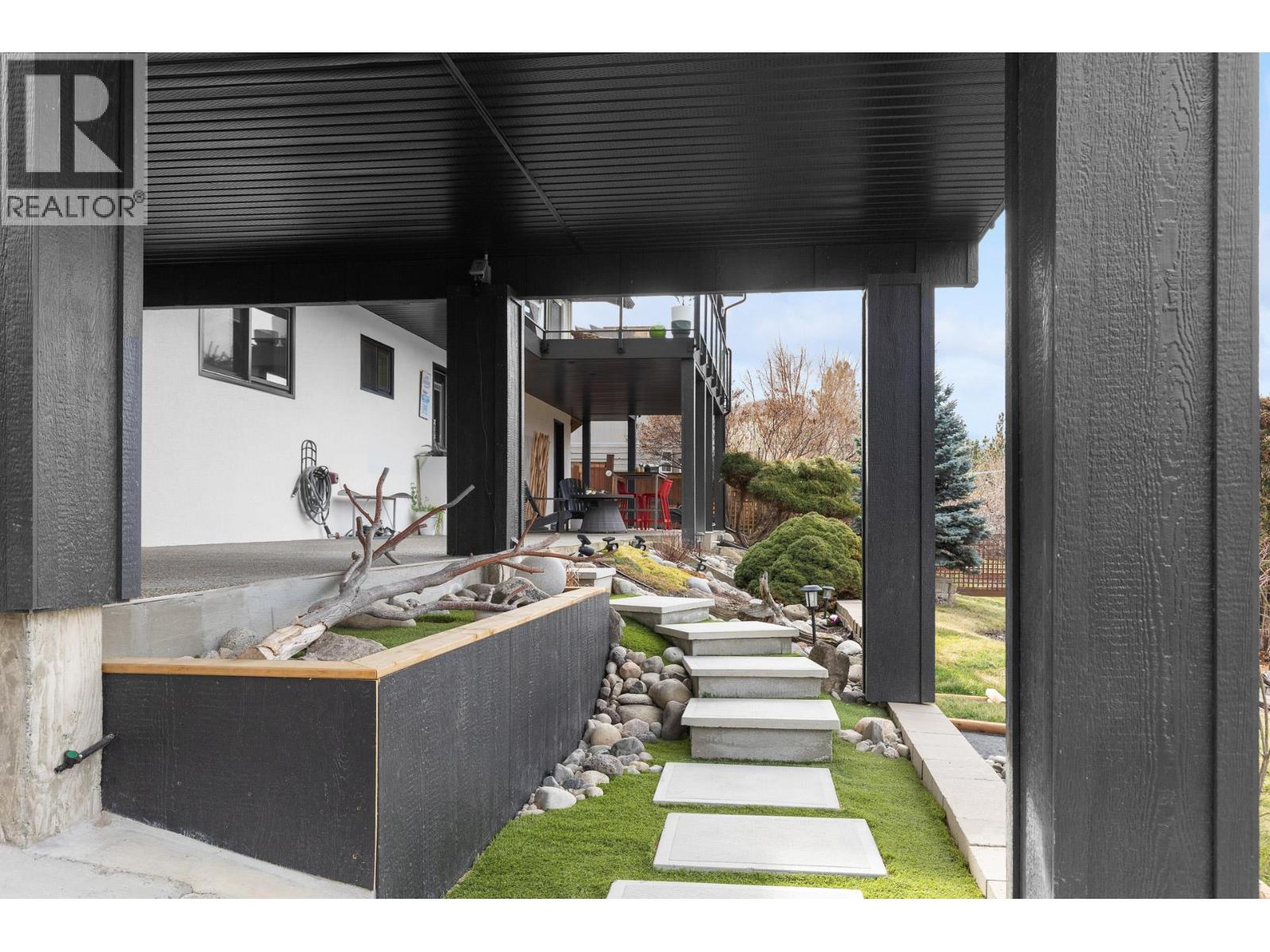 2426 Collingwood Road