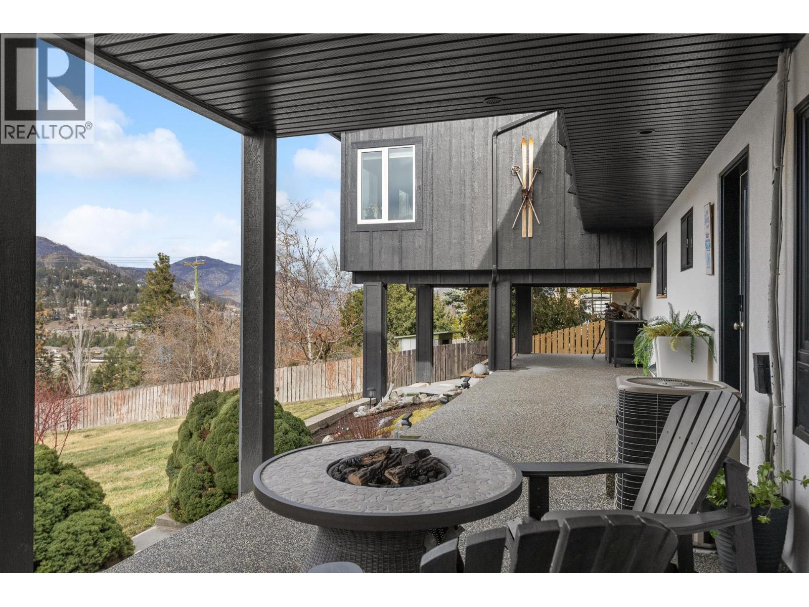 2426 Collingwood Road