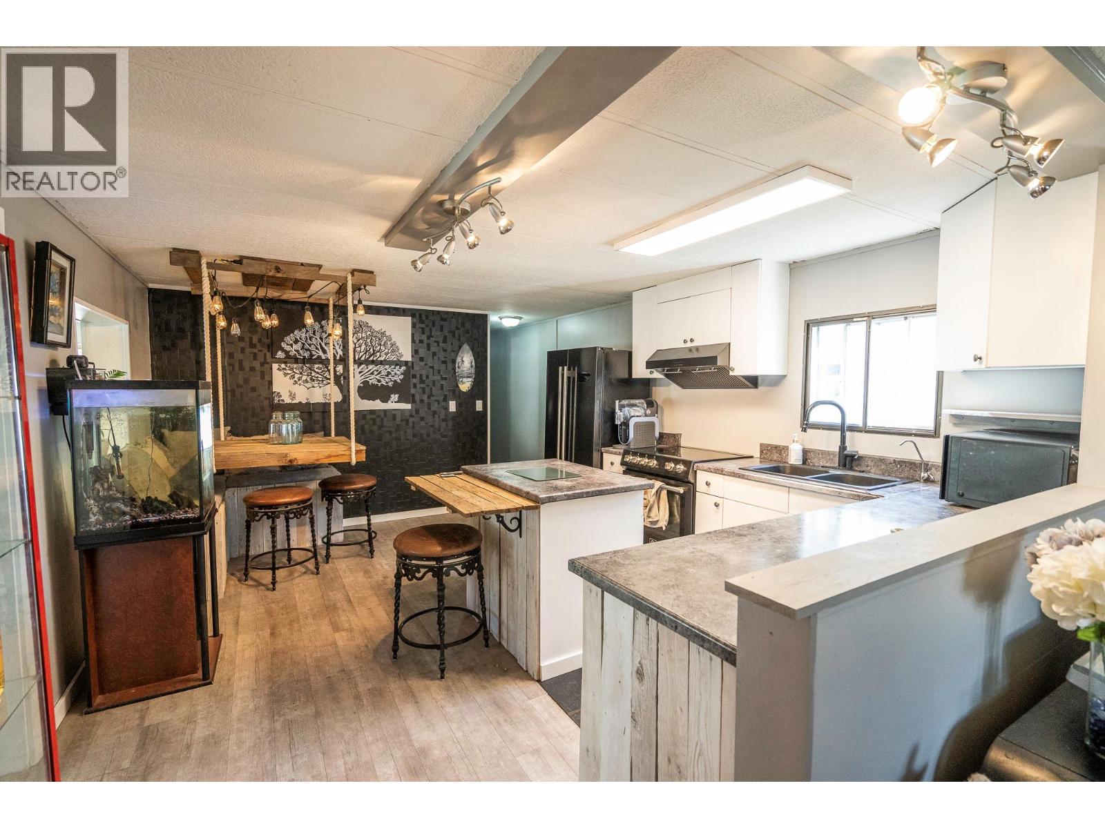 720 Commonwealth Road Unit# 8