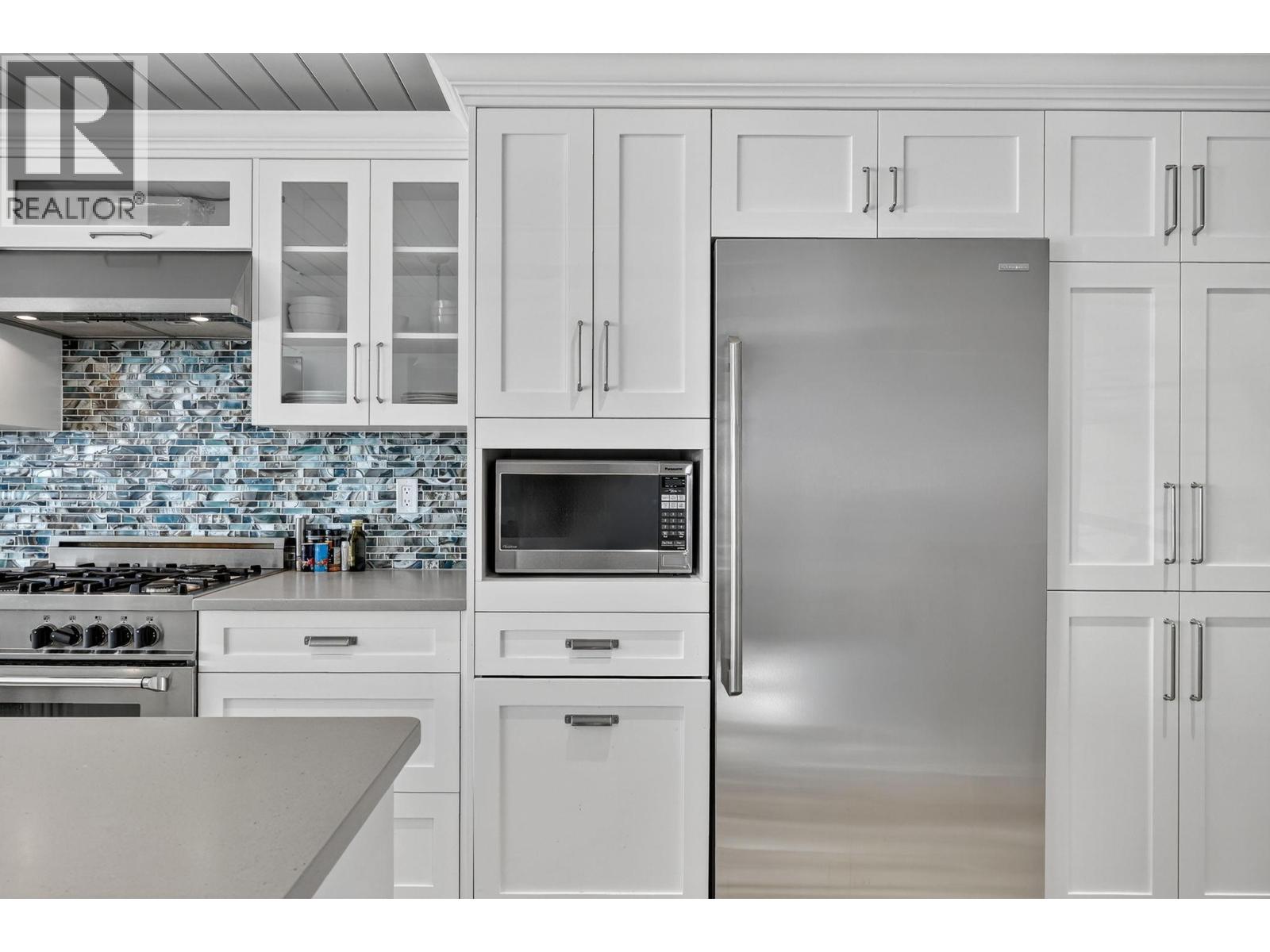 6732 La Palma Loop Unit# 213