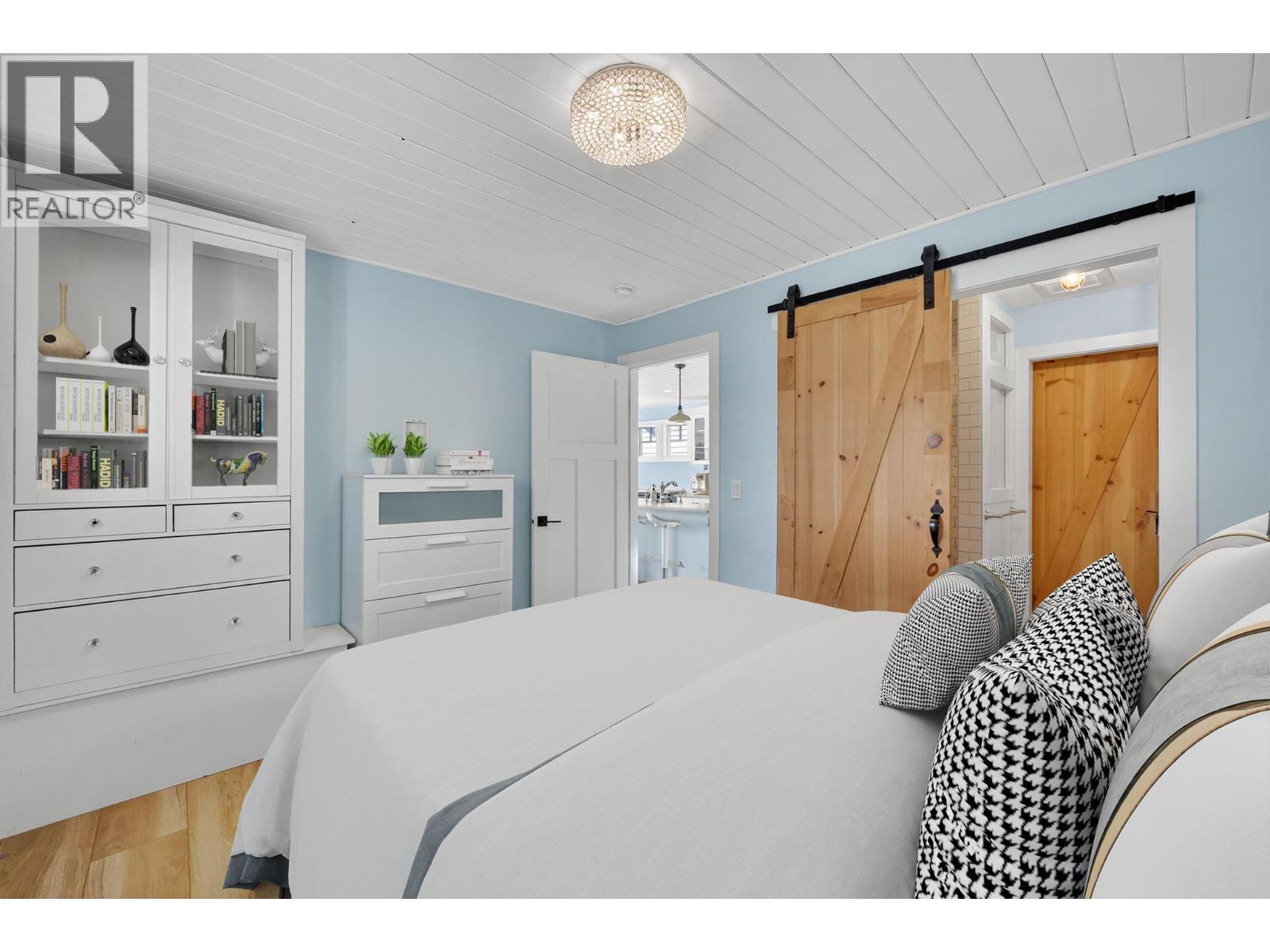 6732 La Palma Loop Unit# 213