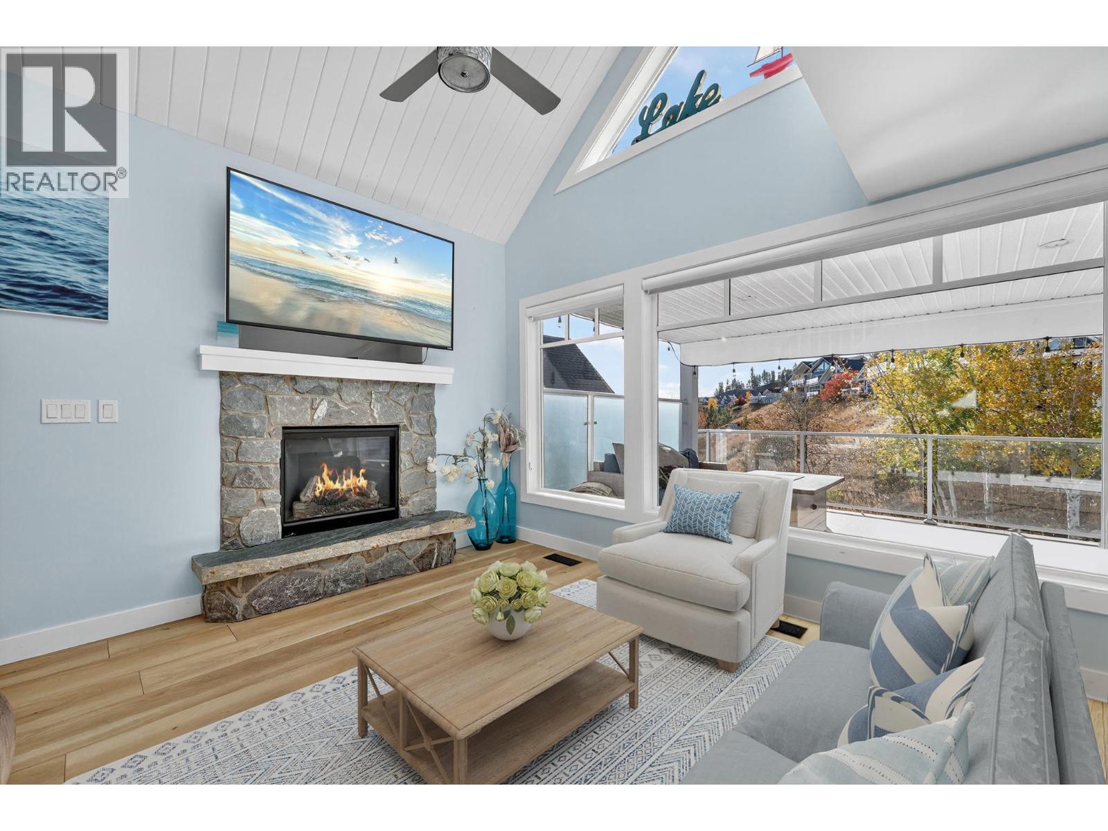 6732 La Palma Loop Unit# 213